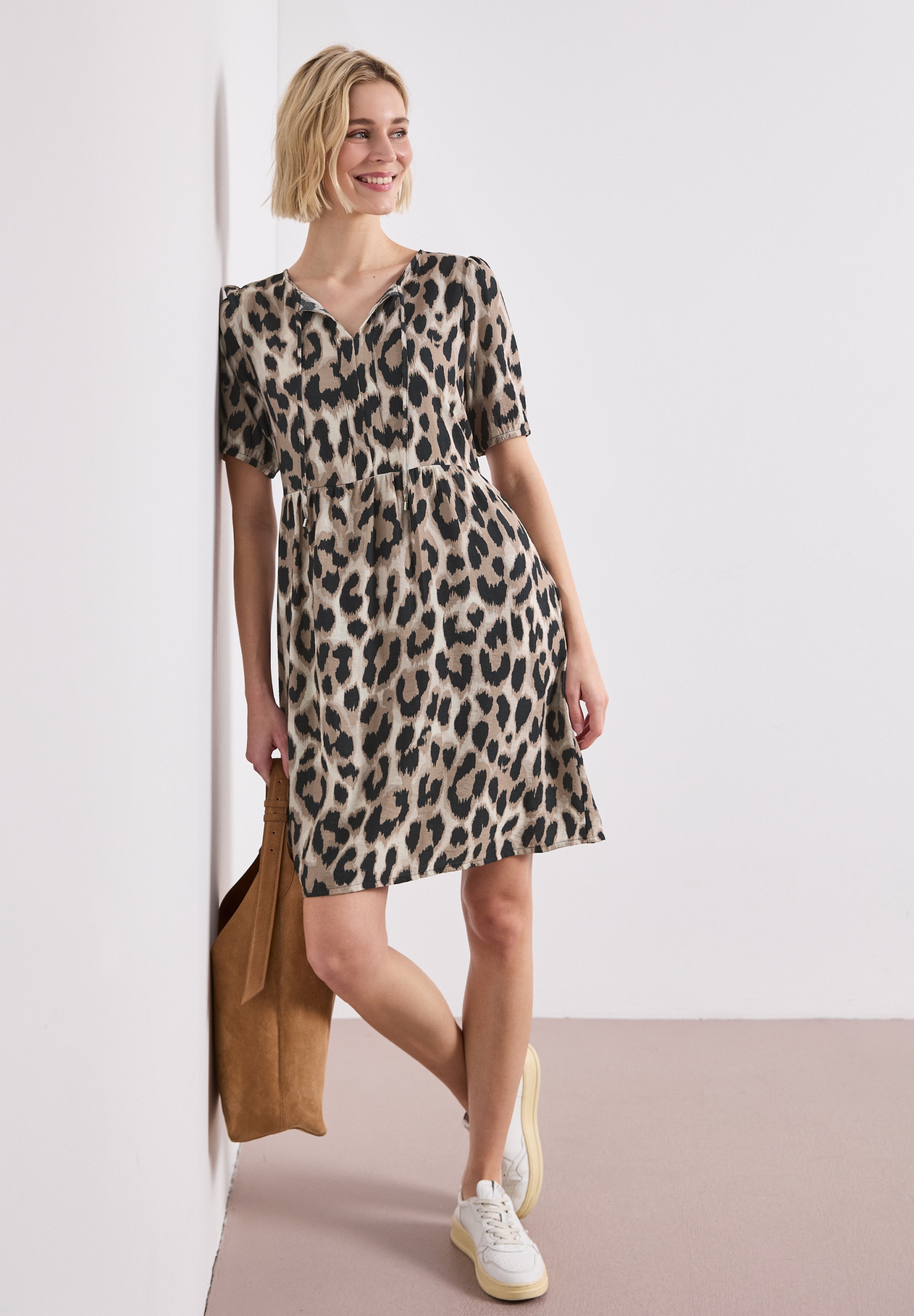 LTD QR Tunic Dress_AOP #5