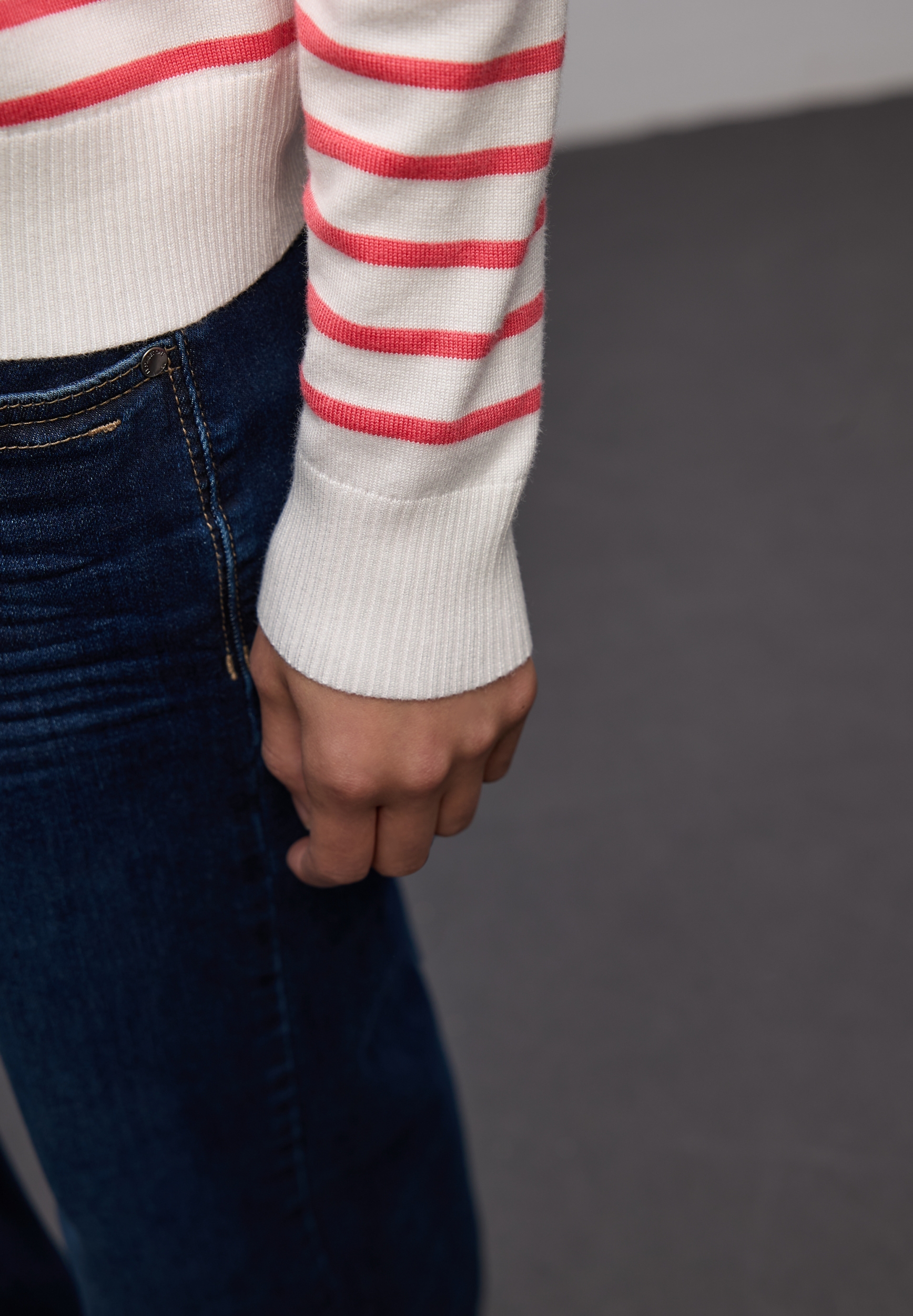 LTD QR_ basic sweater stripes #7