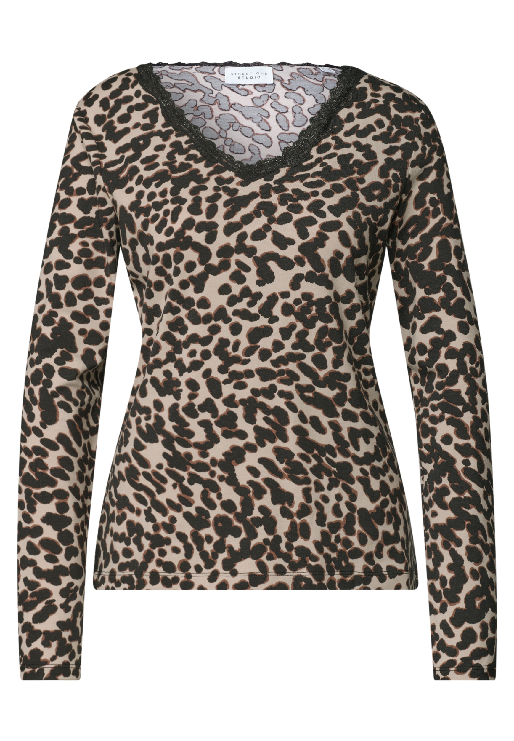 LTD QR Studio_Printed shirt w. #1