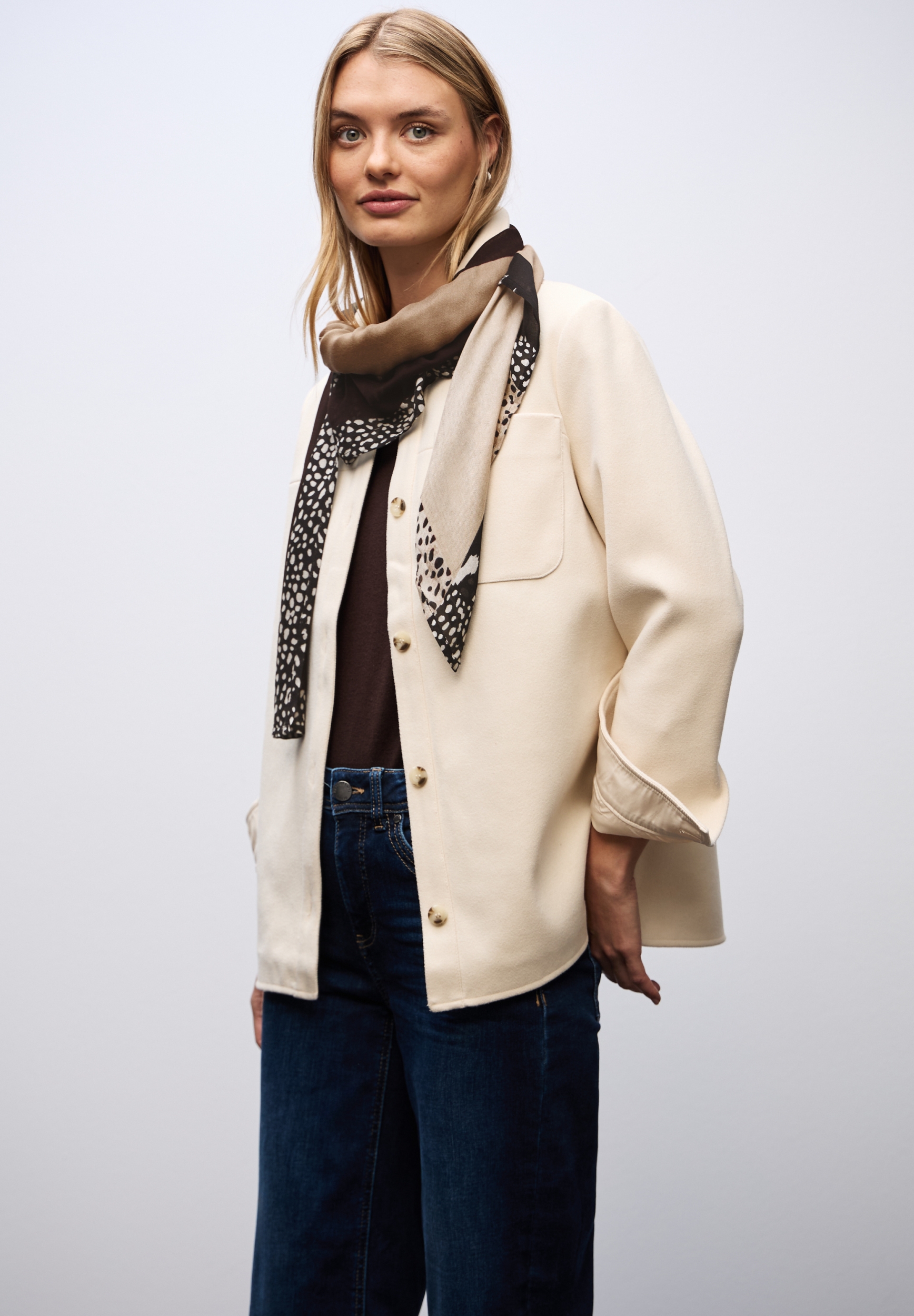 Modal Print Square #5