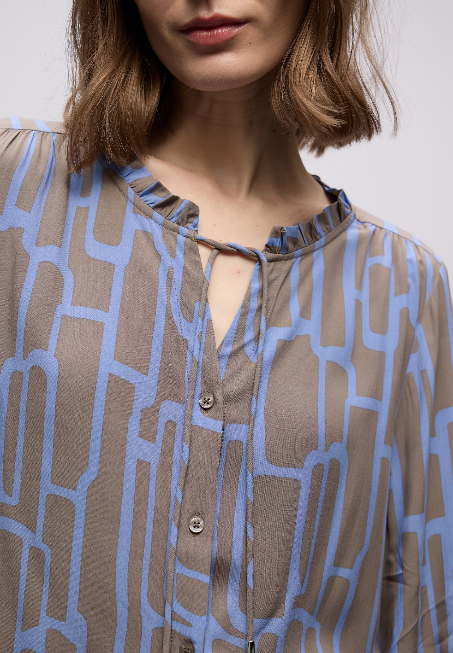 LTD QR Tunic blouse w tapes AO #7