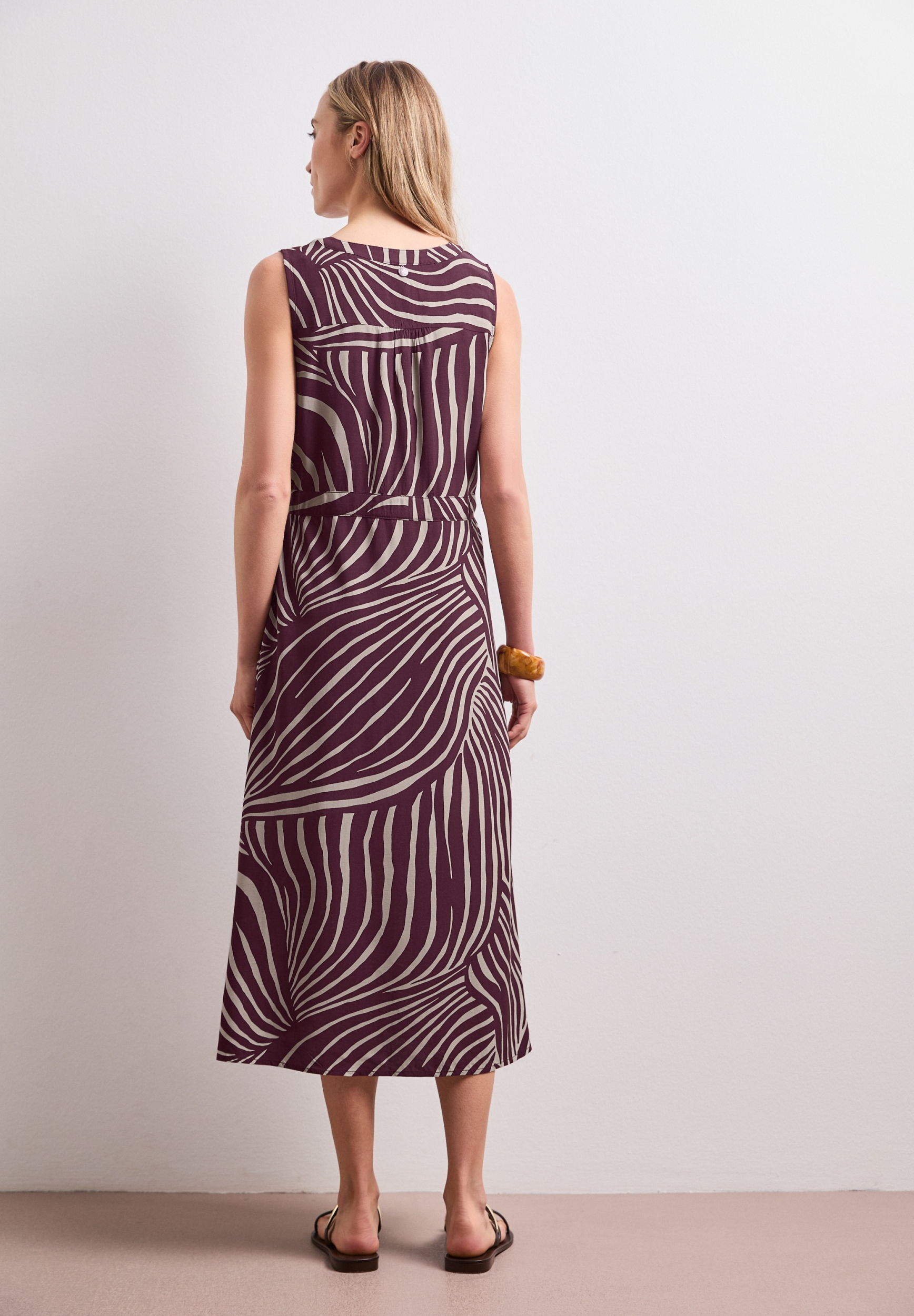 LTD QR Sleeveless zip dress_AO #4