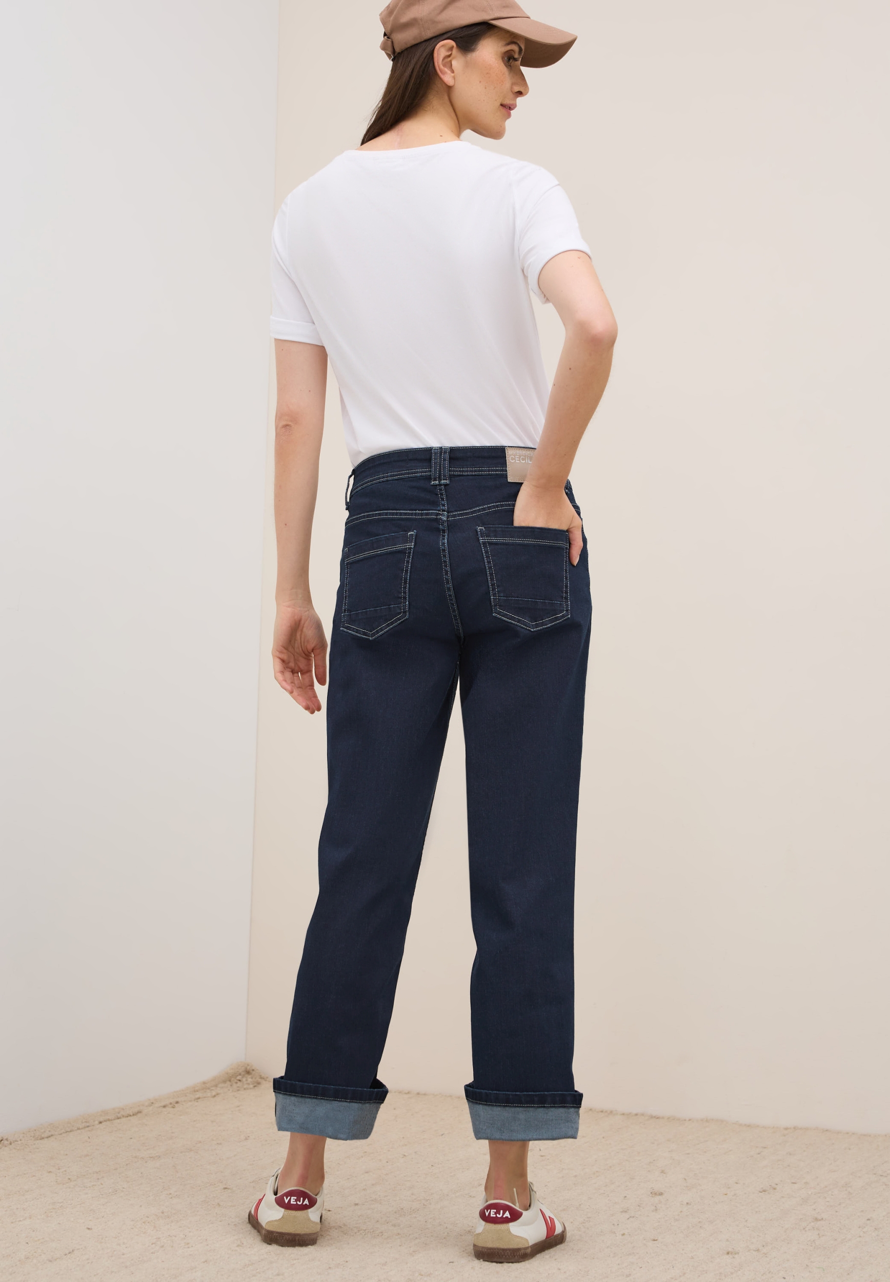 Style TOS Neele STRAIGHT Rinse #5