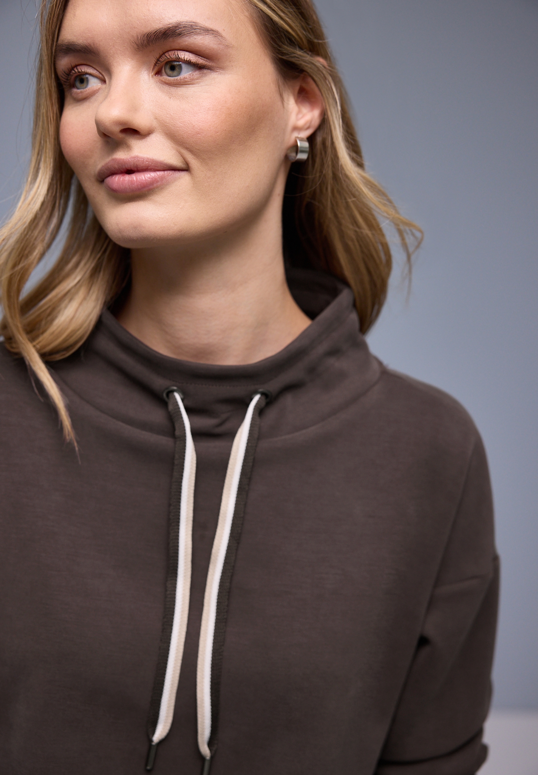 LTD QR silk look shirt w.strip #3