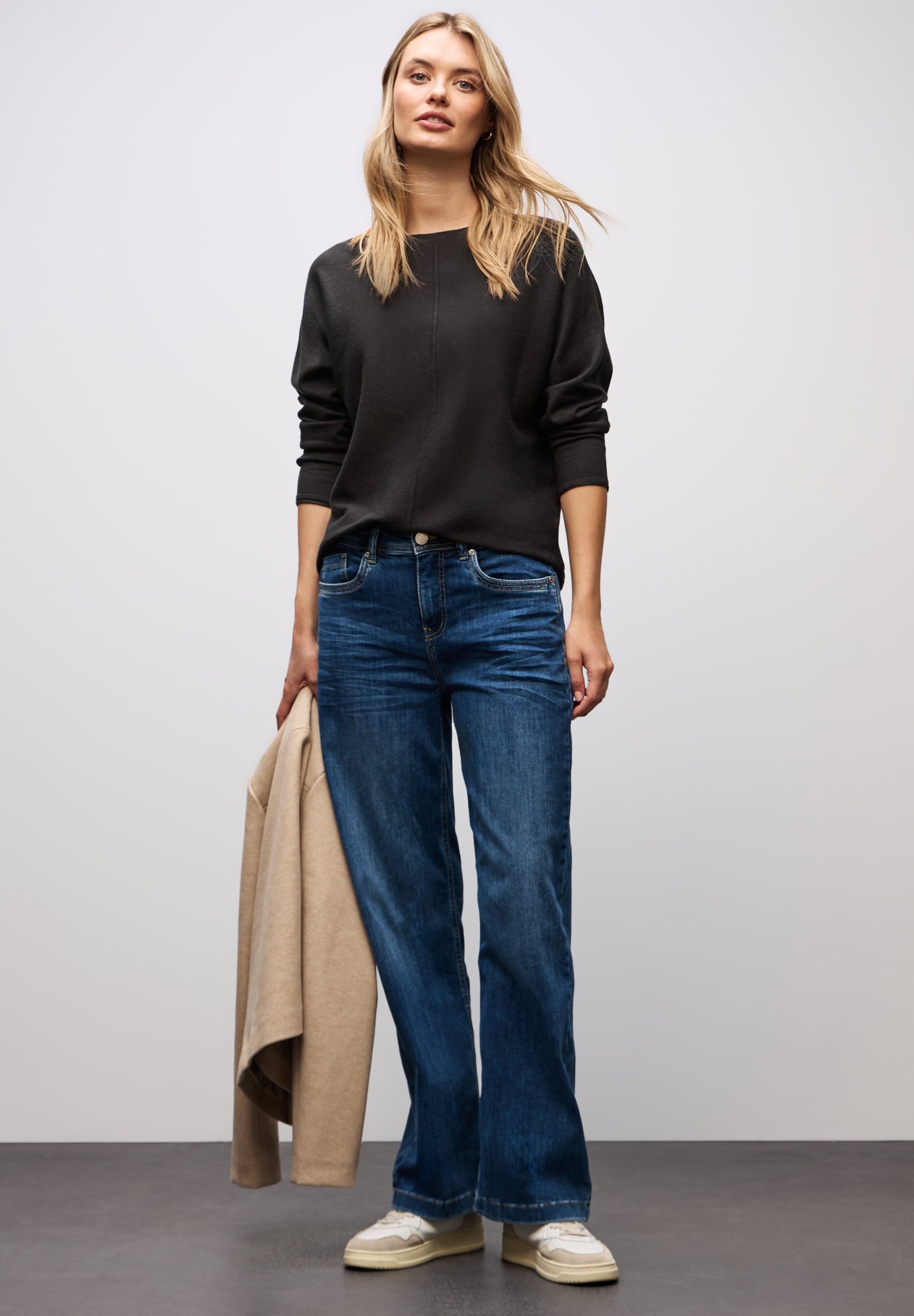 LTD QR_basic dolman with detai #5