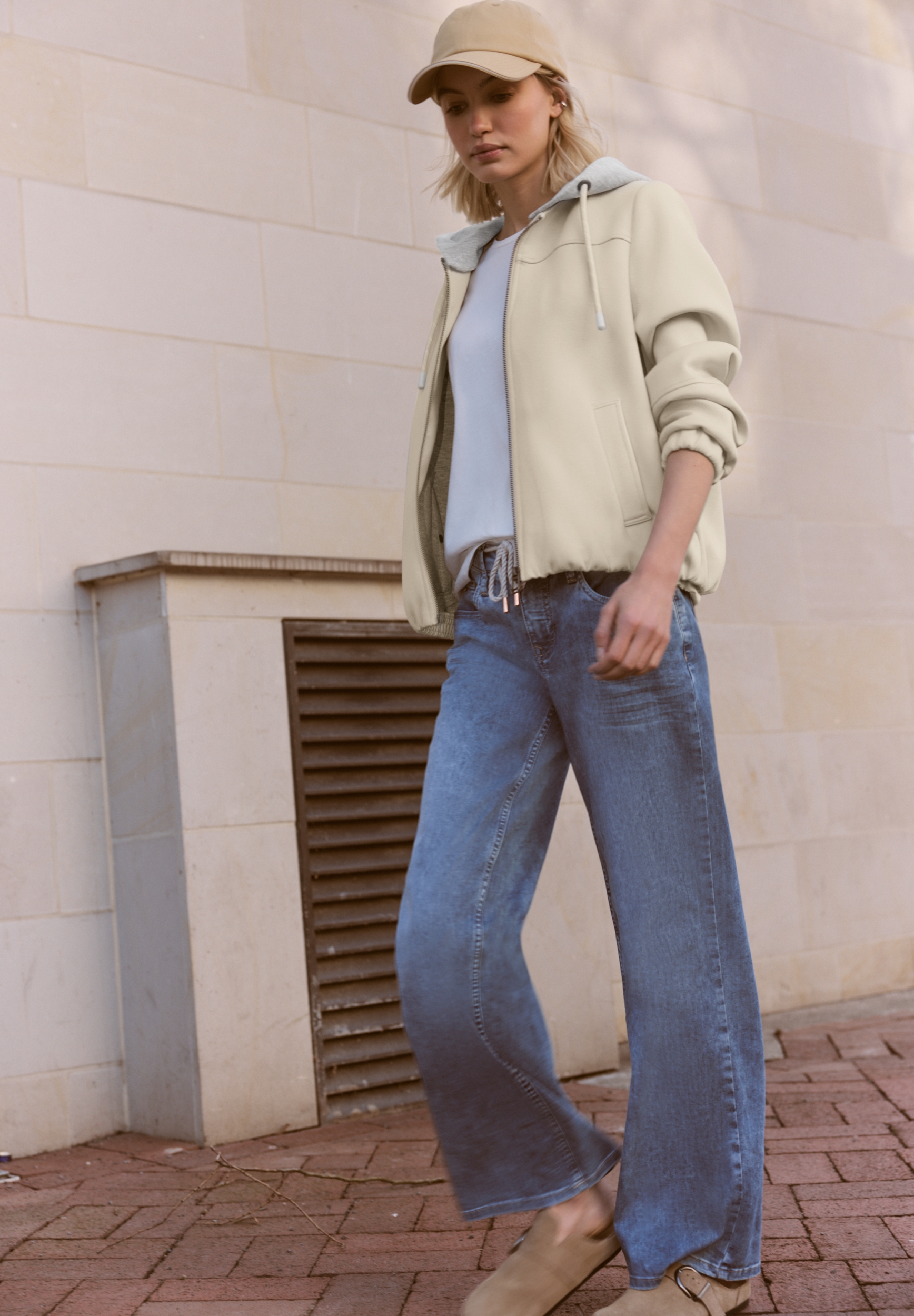 Studio Short Scuba Jkt W. Remo #5