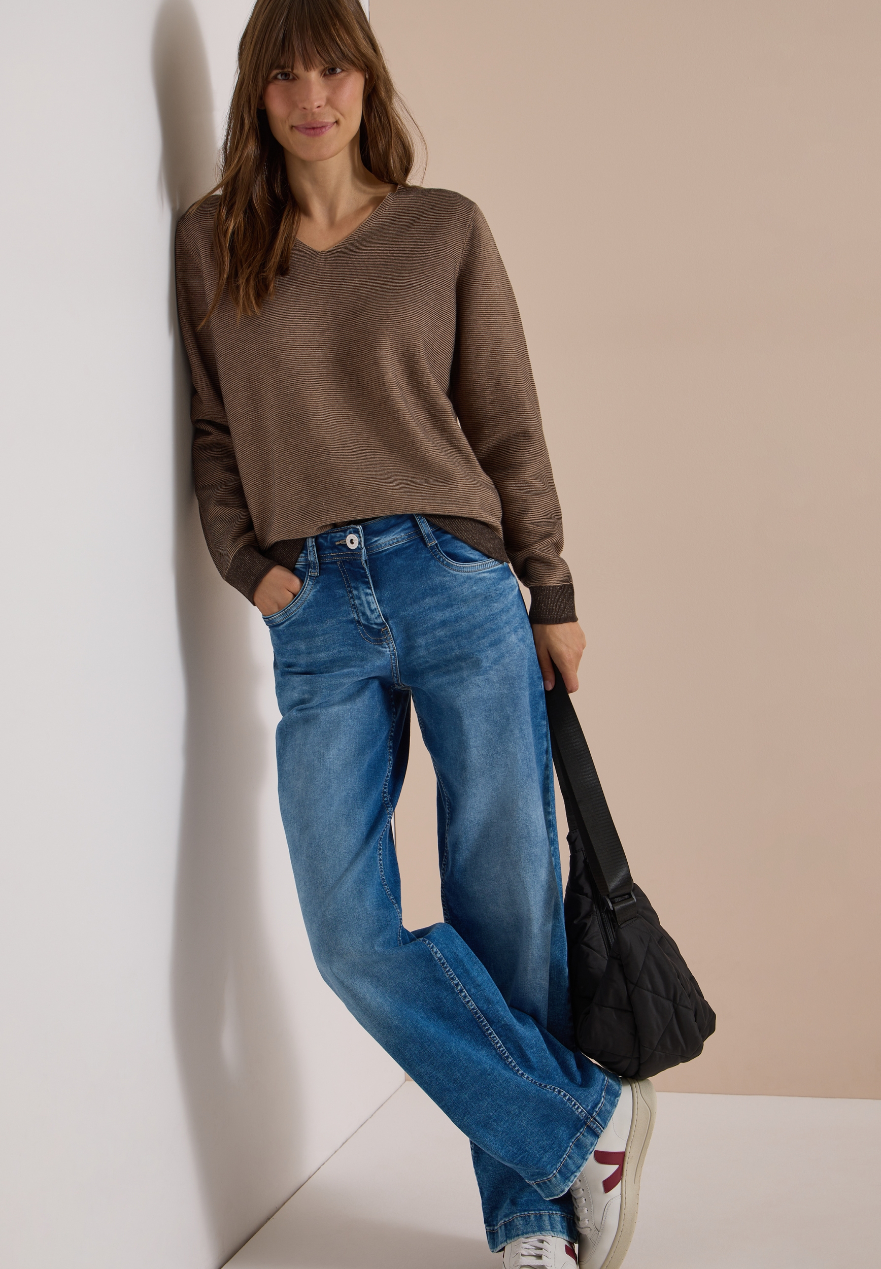 NOS 2-Tone V-Neck #5