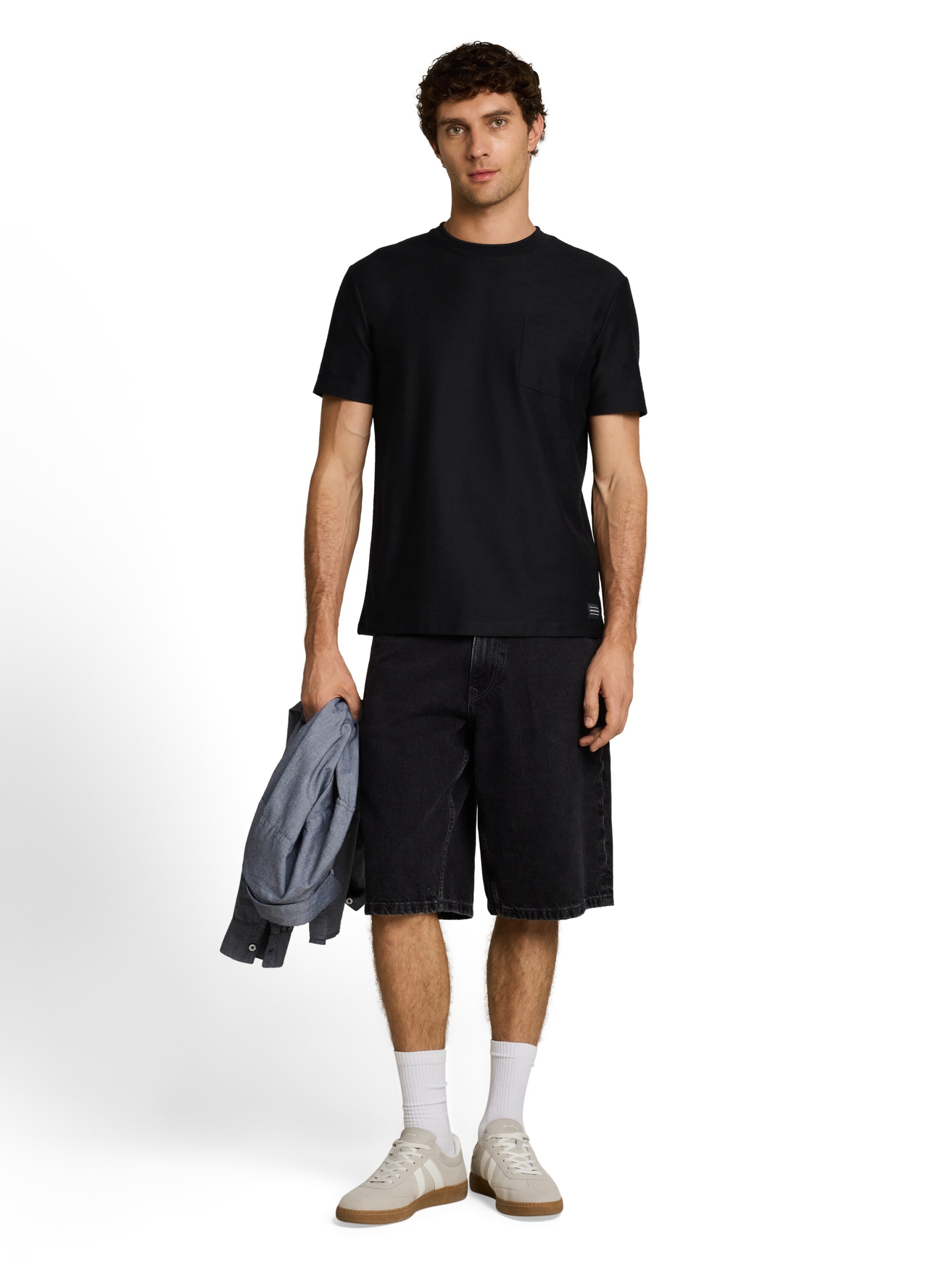 structured t-shirt with pocket #3