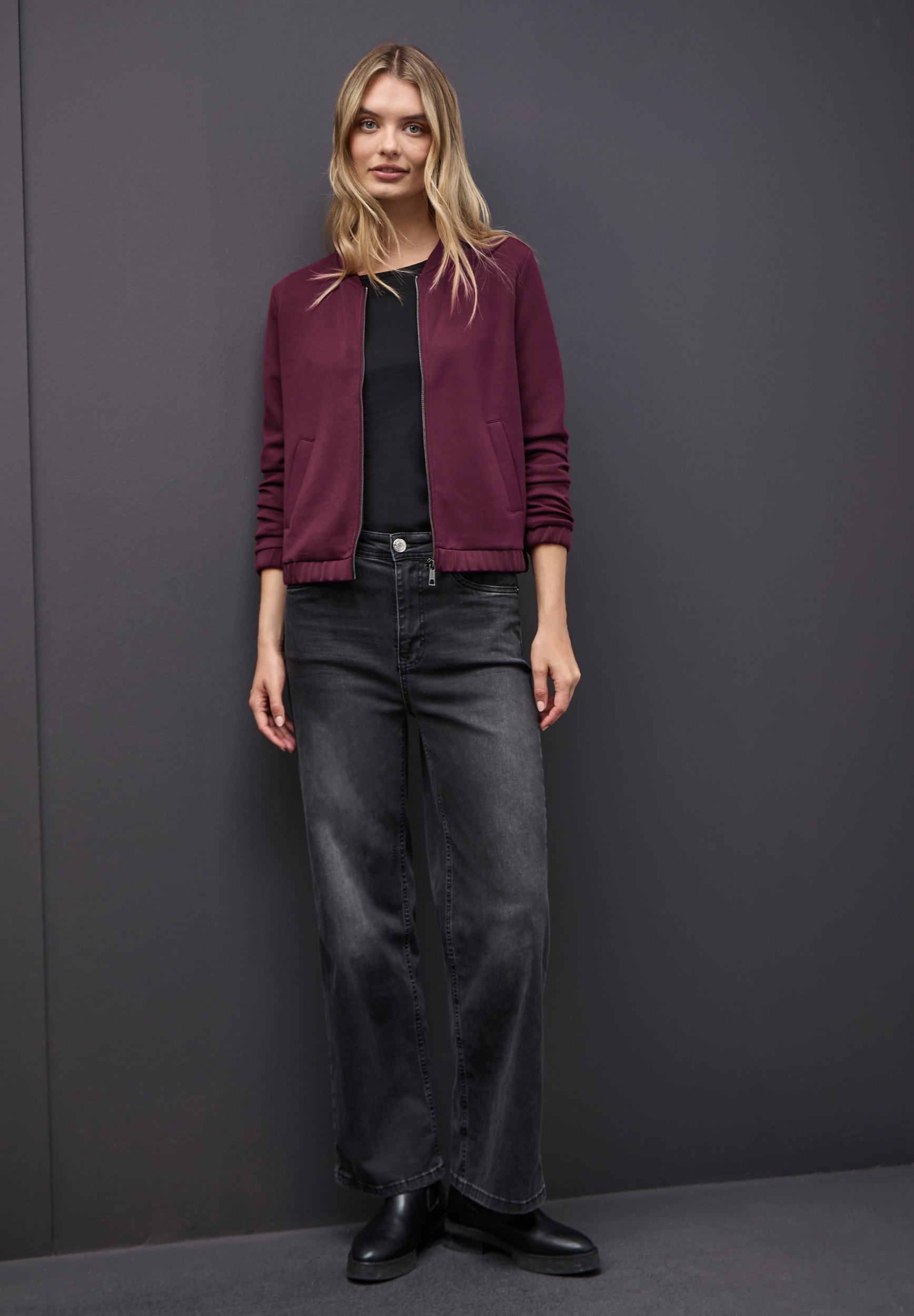 EOS_Silk look short zipper jac #5