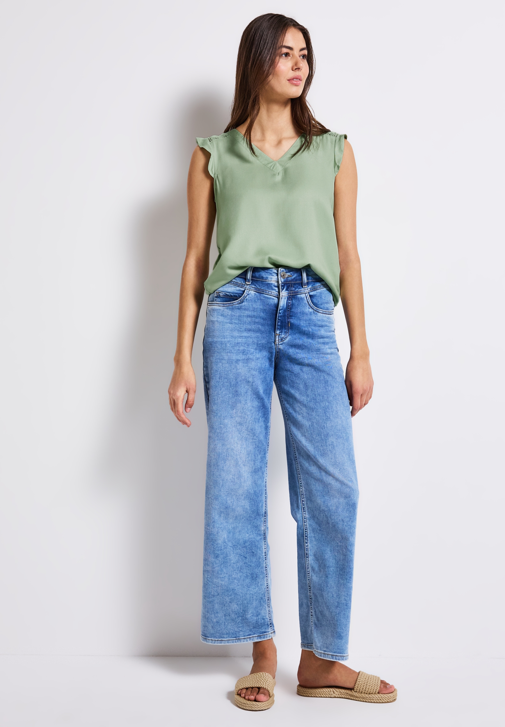 LTD QR volant top w.crochet de #5