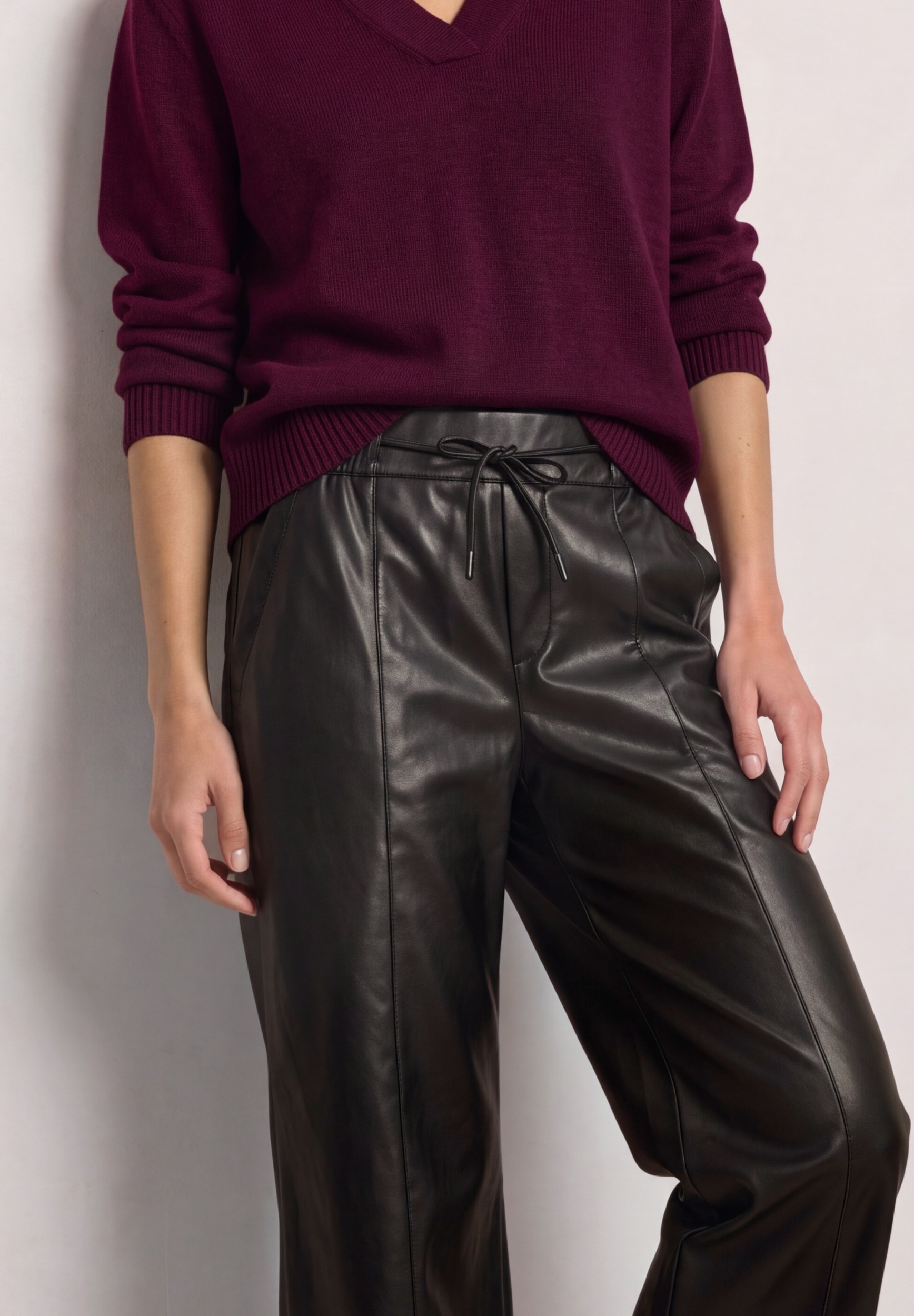 Style_Amalia_PU Elastic Hem #6
