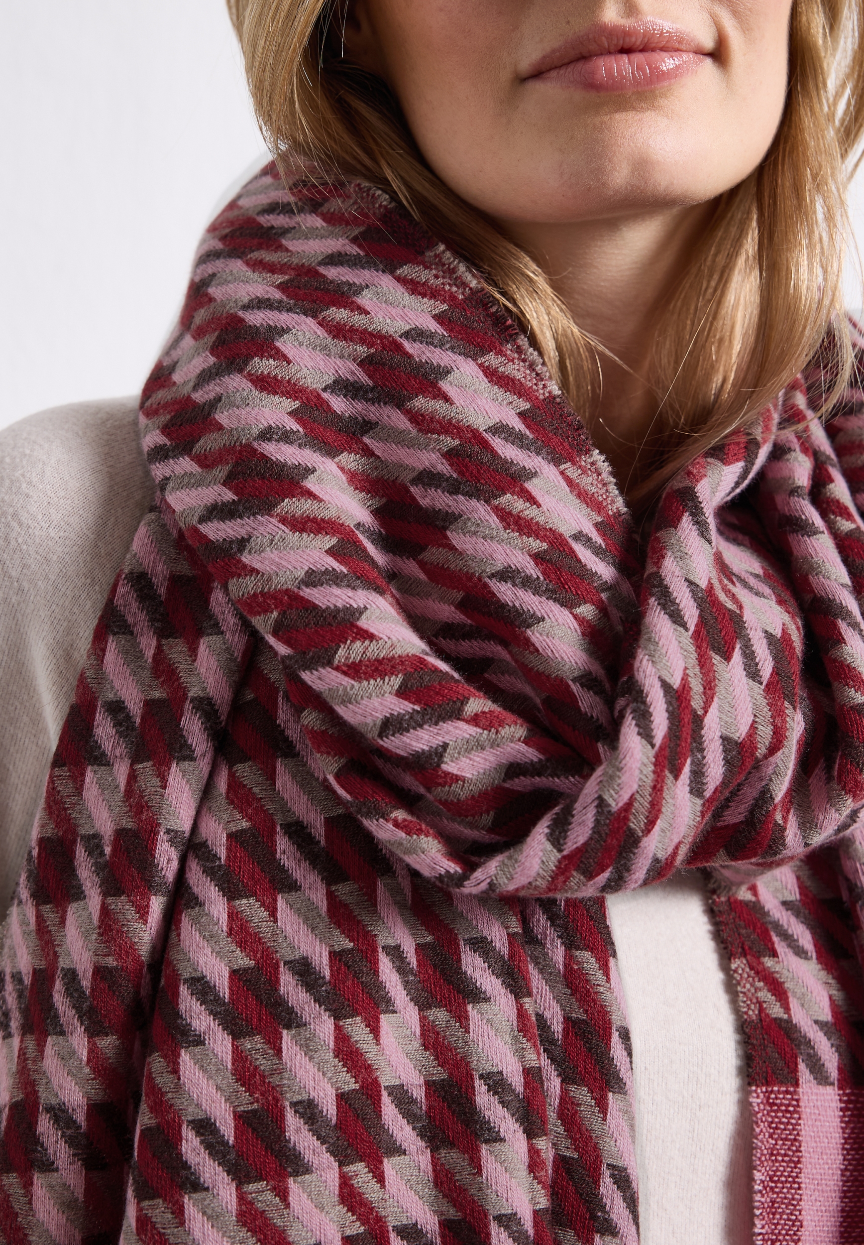OP_ Multicolor Houndstooth #5