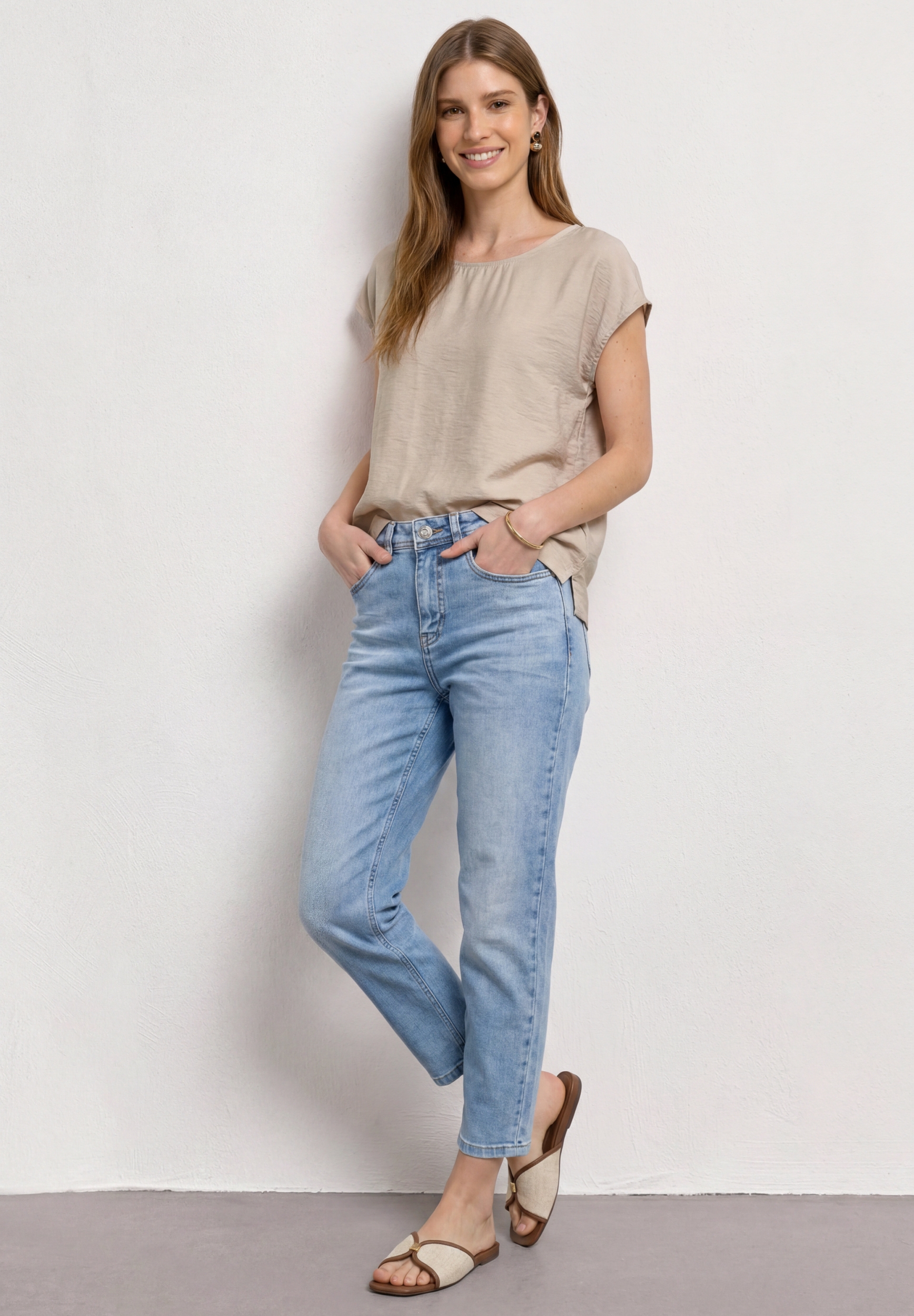 EOS_Round Neck Top w. dropped #5