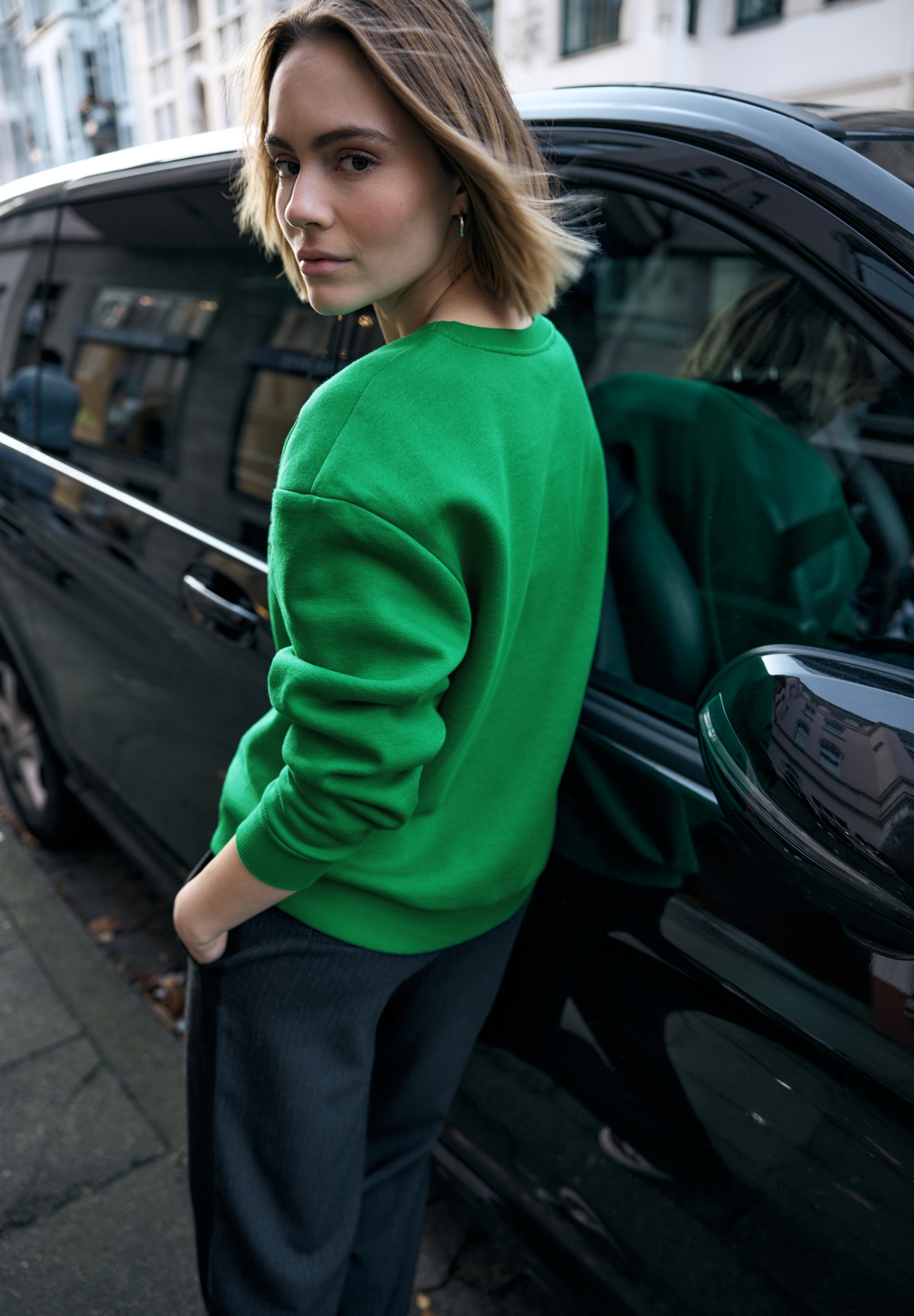 Studio Loose Fit Crewneck w. A #4