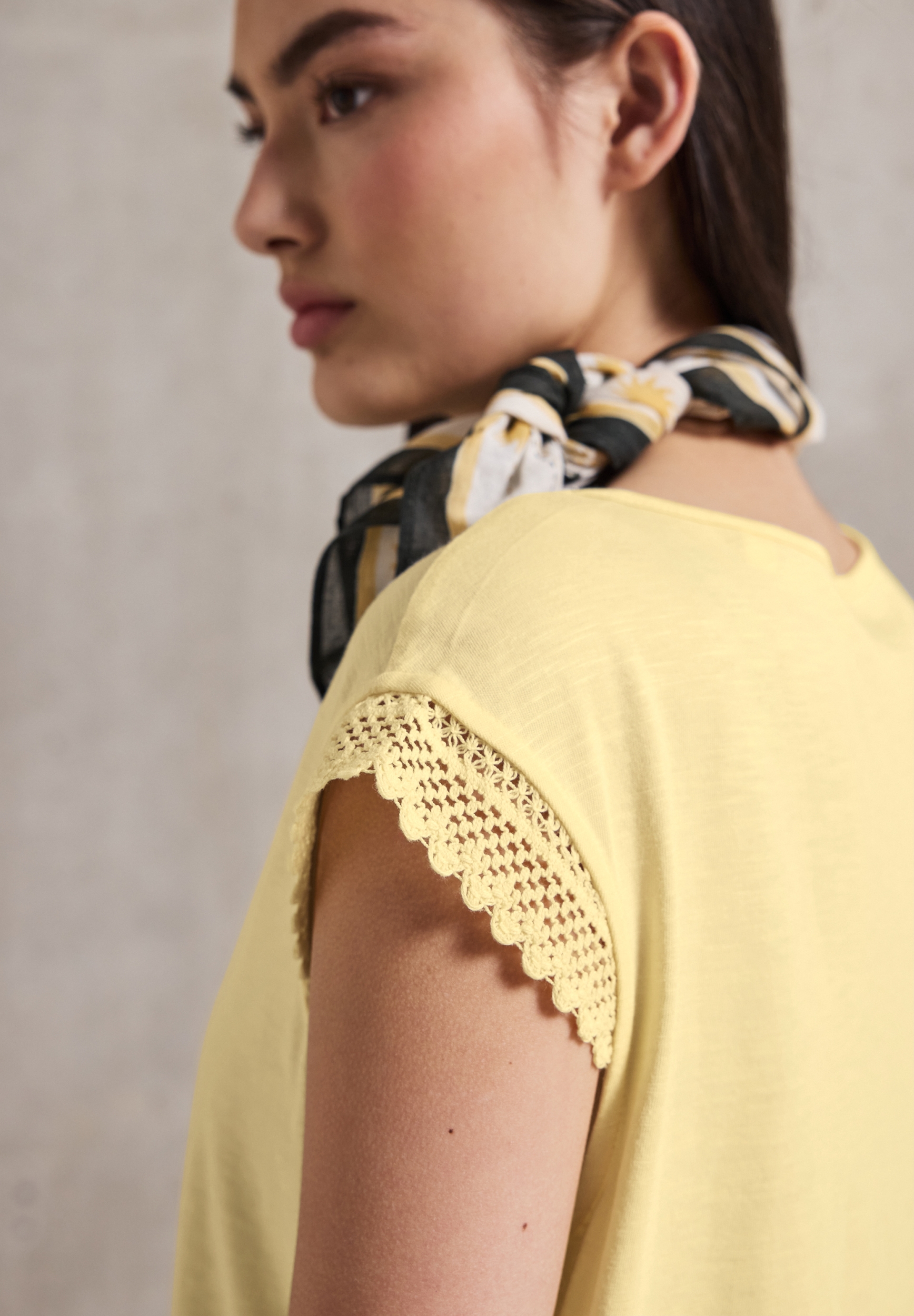 LTD QR_Studio_shirt w.crochet #7