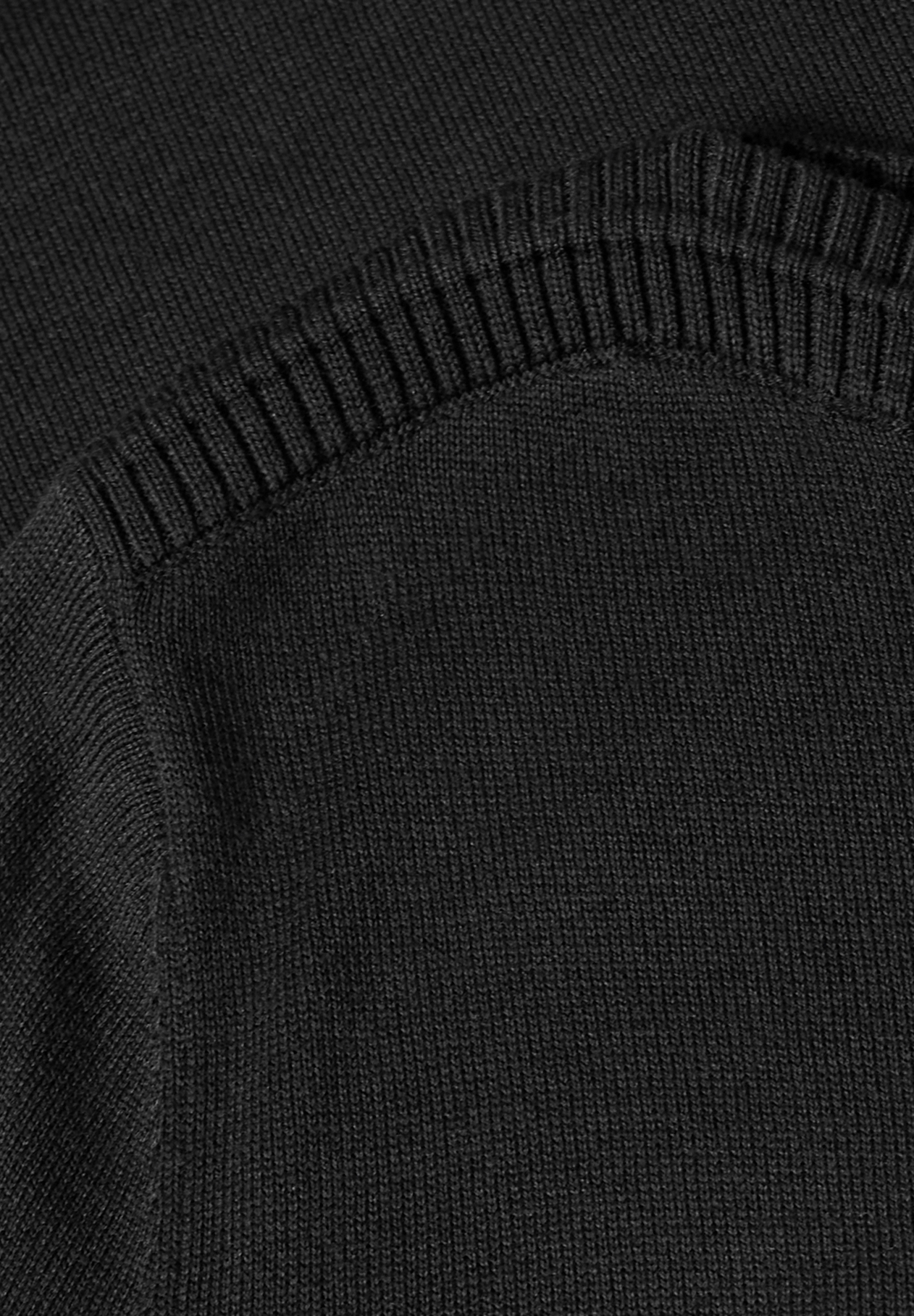 QR_basic u-boat sweater #2