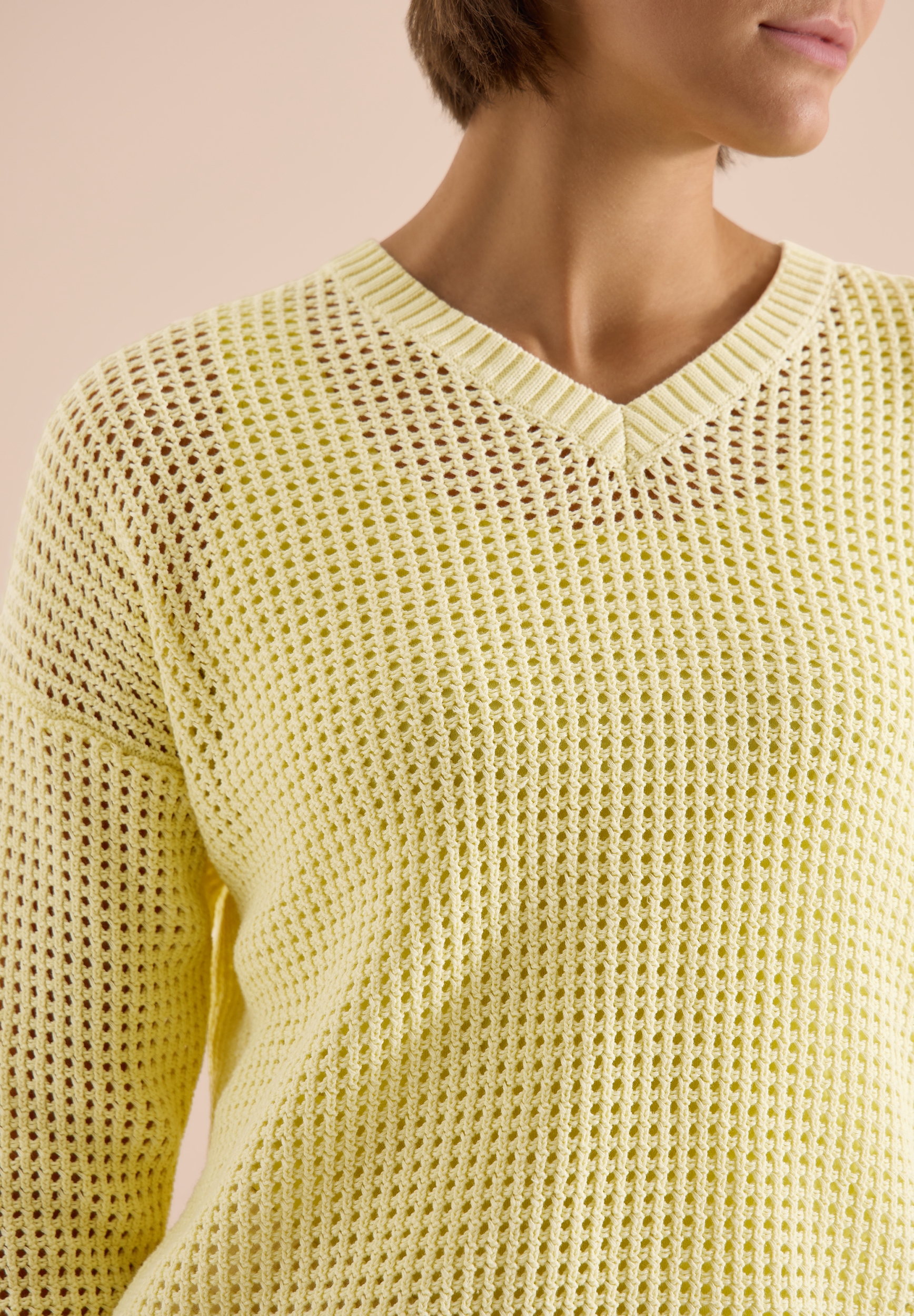 TOS_Crochet V-neck #7