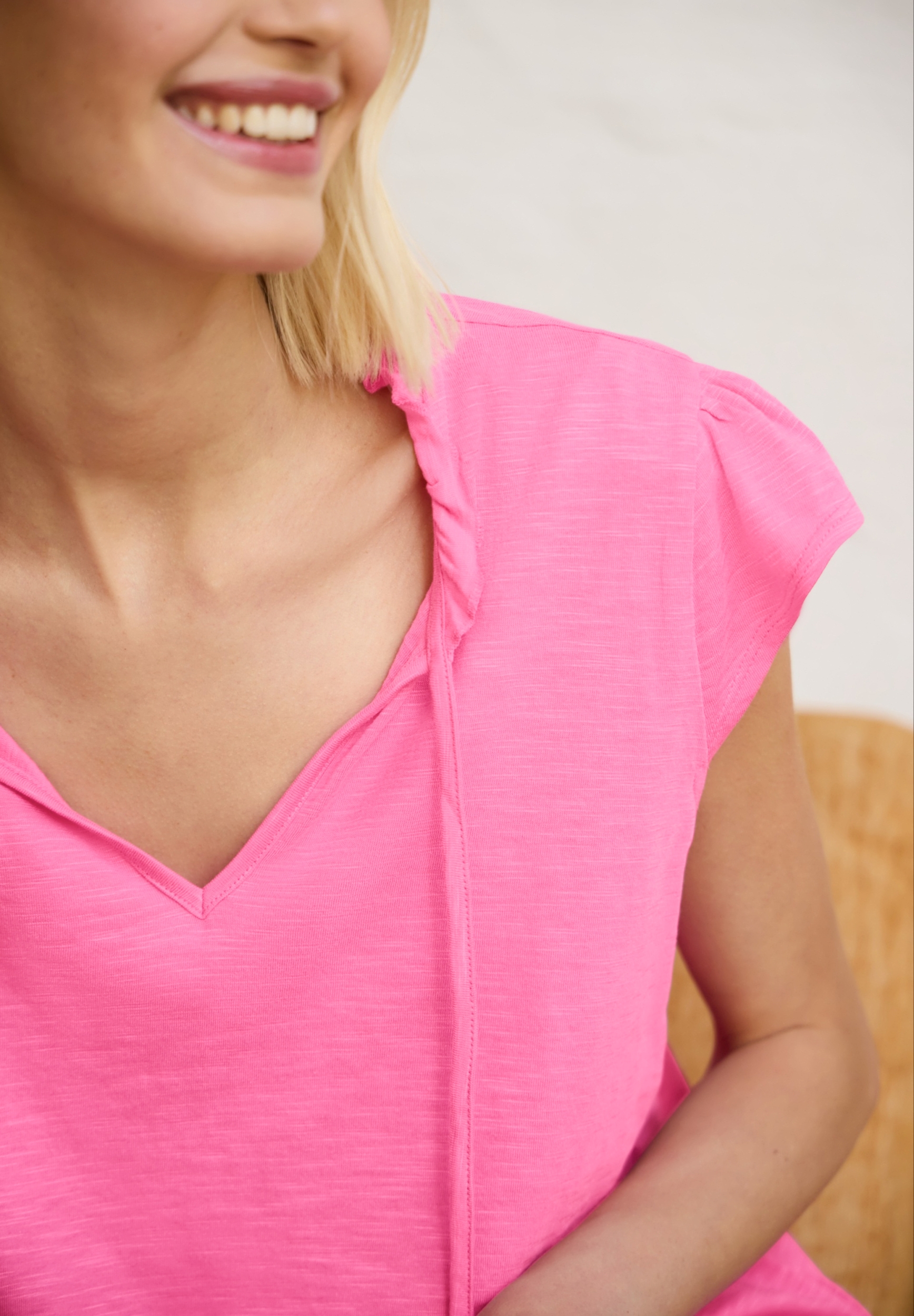 LTD QR Studio_Shirt w.frill ne #6