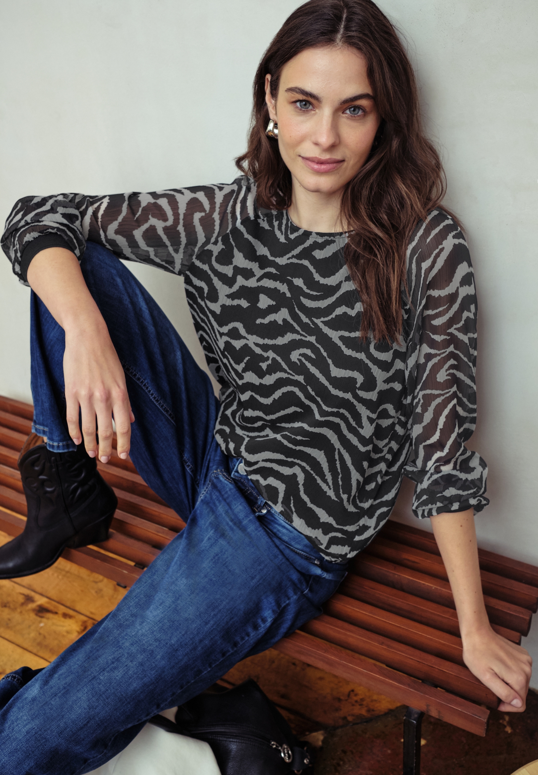 LTD QR Chiffon raglan roundnec #3