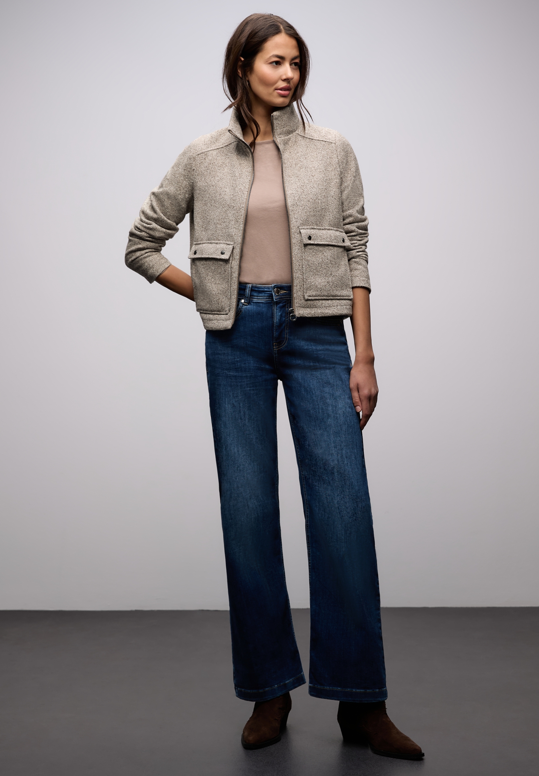 Jkt w. Stand-up Collar #6