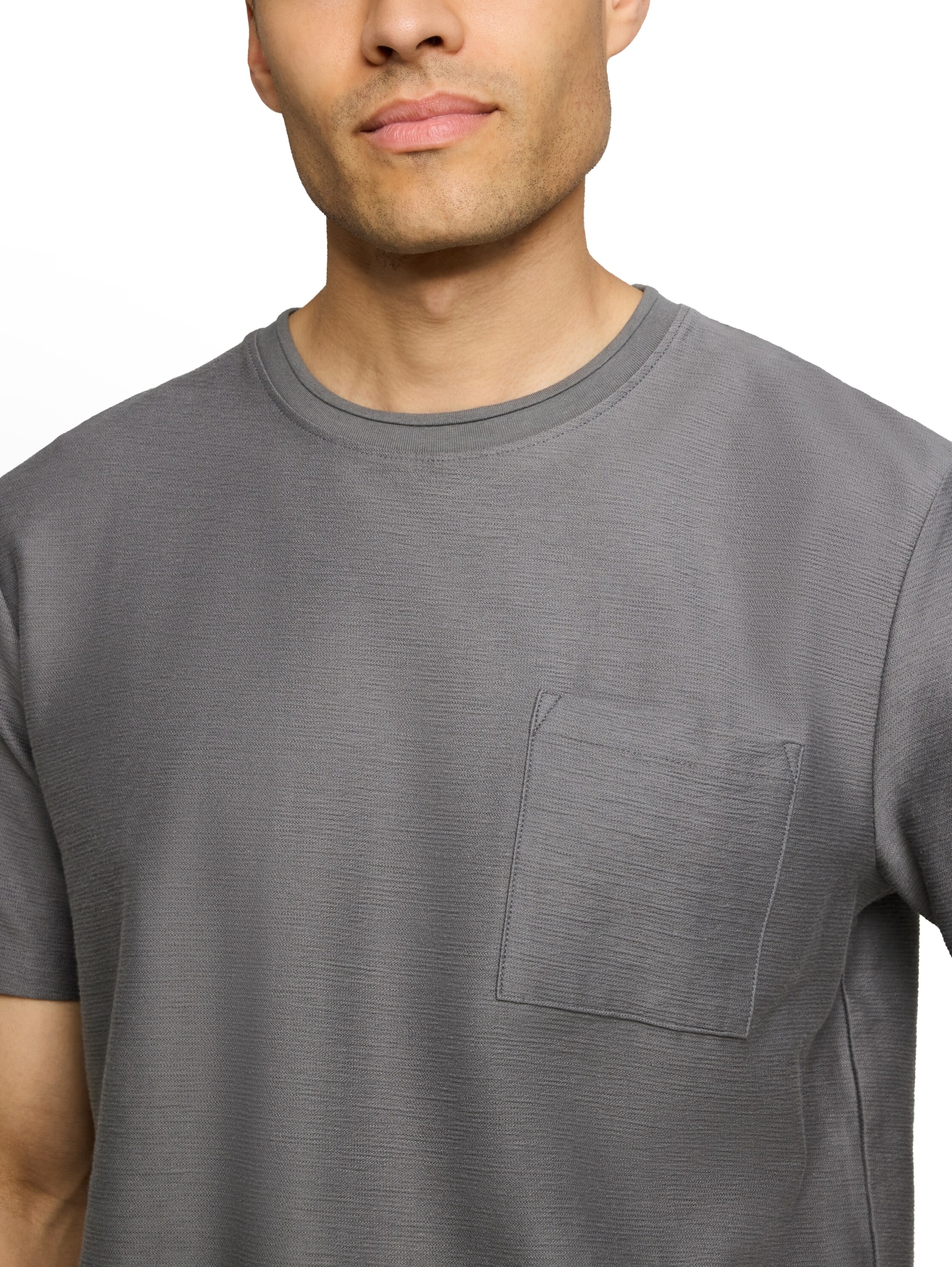structured t-shirt with pocket #6