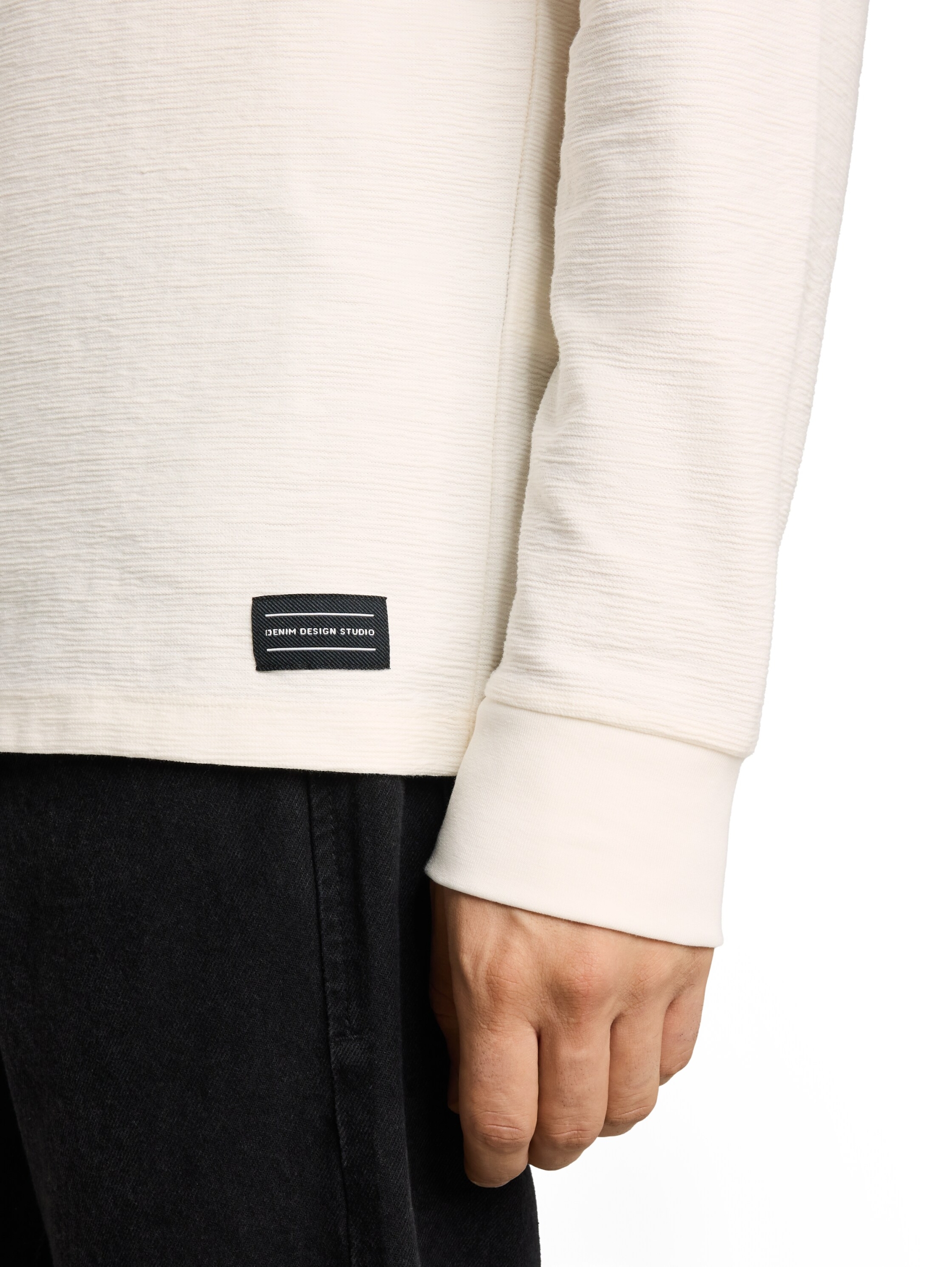 structured longsleeve #6