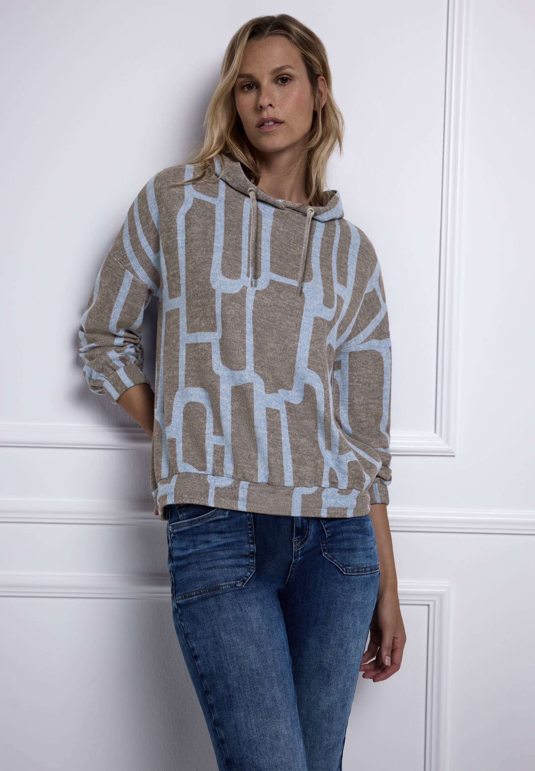 LTD QR cosy printed hoody #3