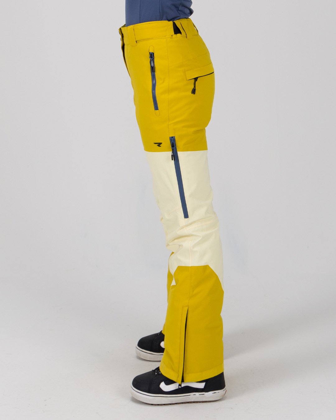 FEM-R26 Womens 2-coloured snowpants #2