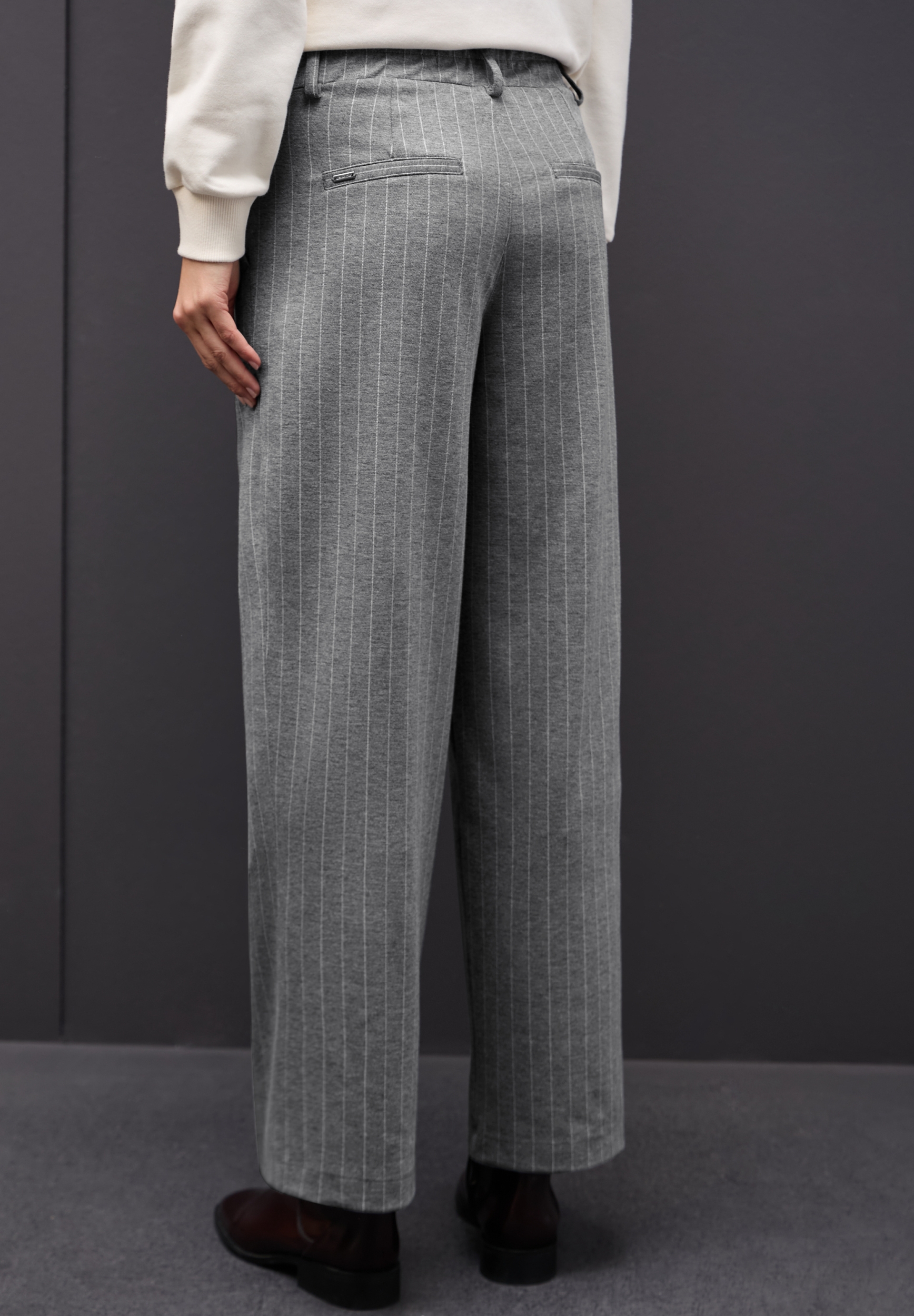 LTD QR Straight Leg_pinstripe_ #4