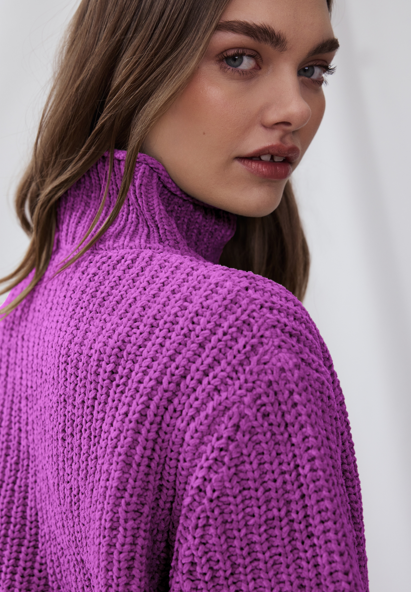 LTD QR Studio_turtle neck swea #4