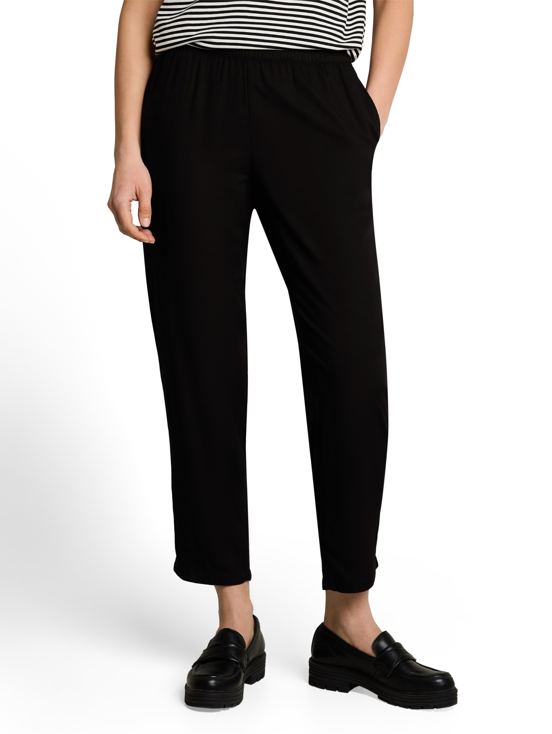 loose fit pants #2
