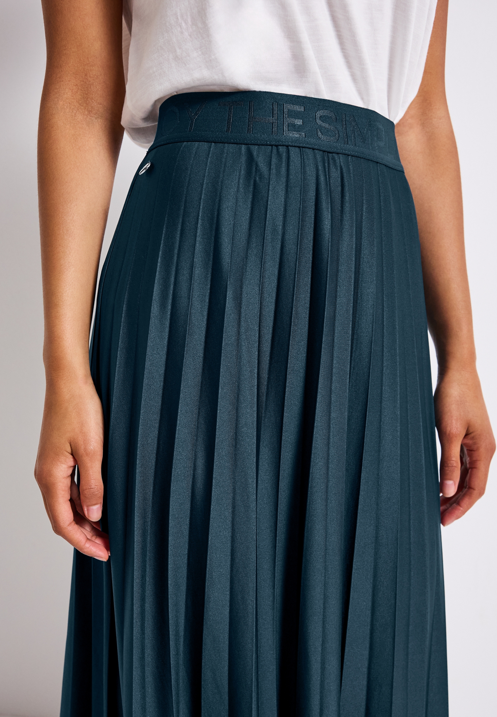 Midi skirt Plissée solid #6