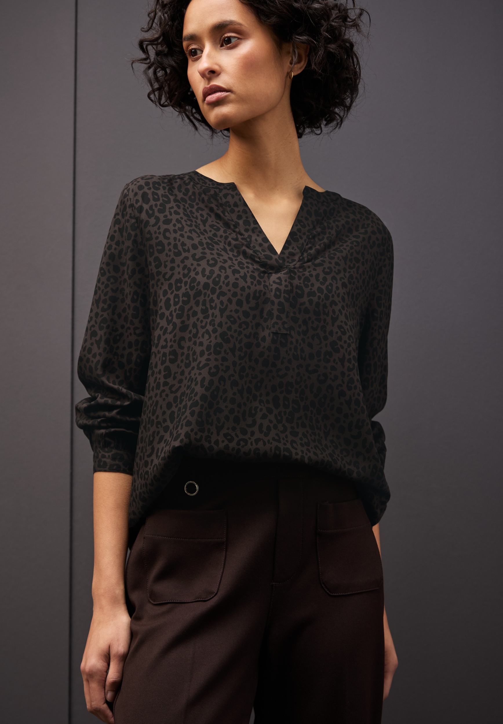 LTD QR Splitneck tunic blouse #3