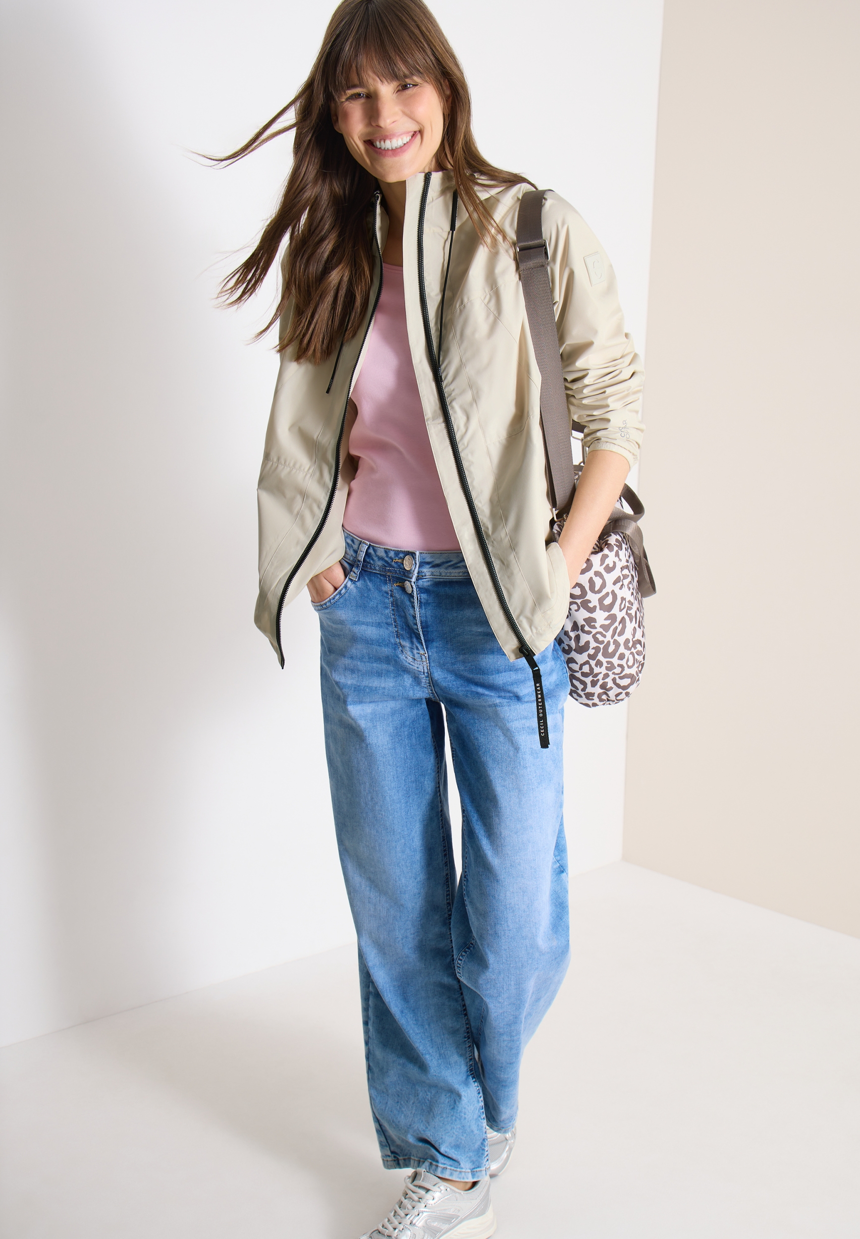 Sportive Windbreaker #5