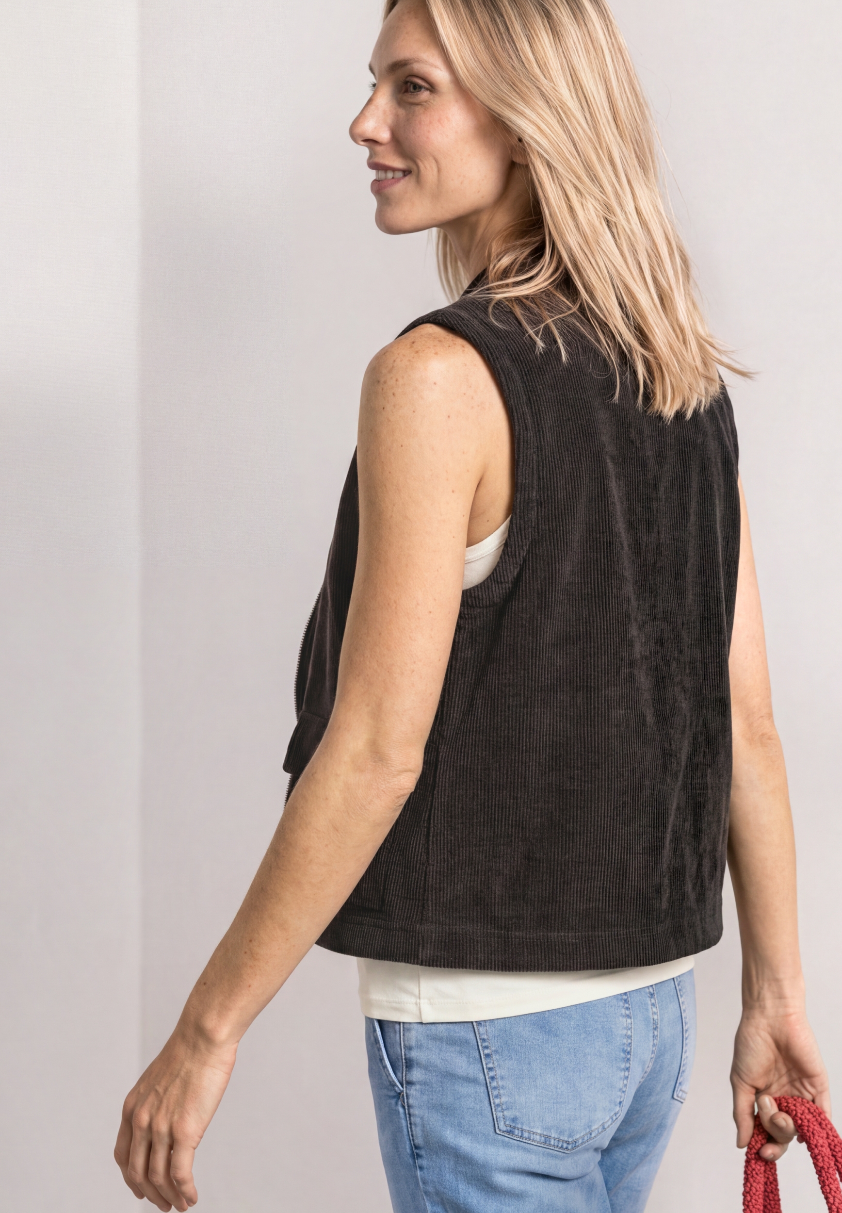 LTD QR cord look vest #4