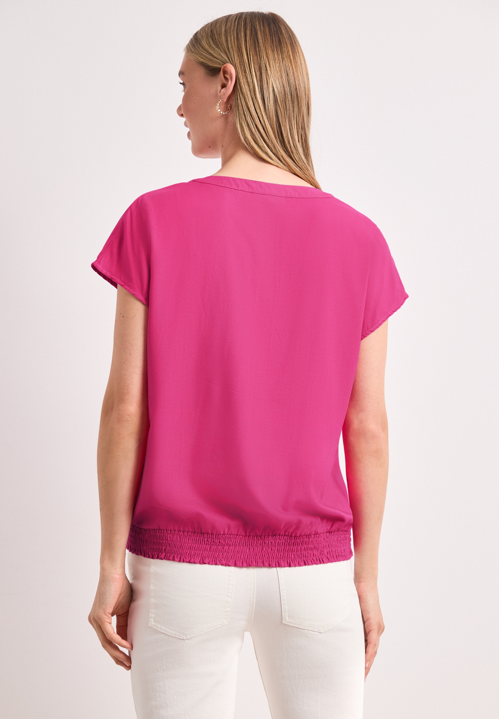 LTD QR Splitneck blouse w smok #4