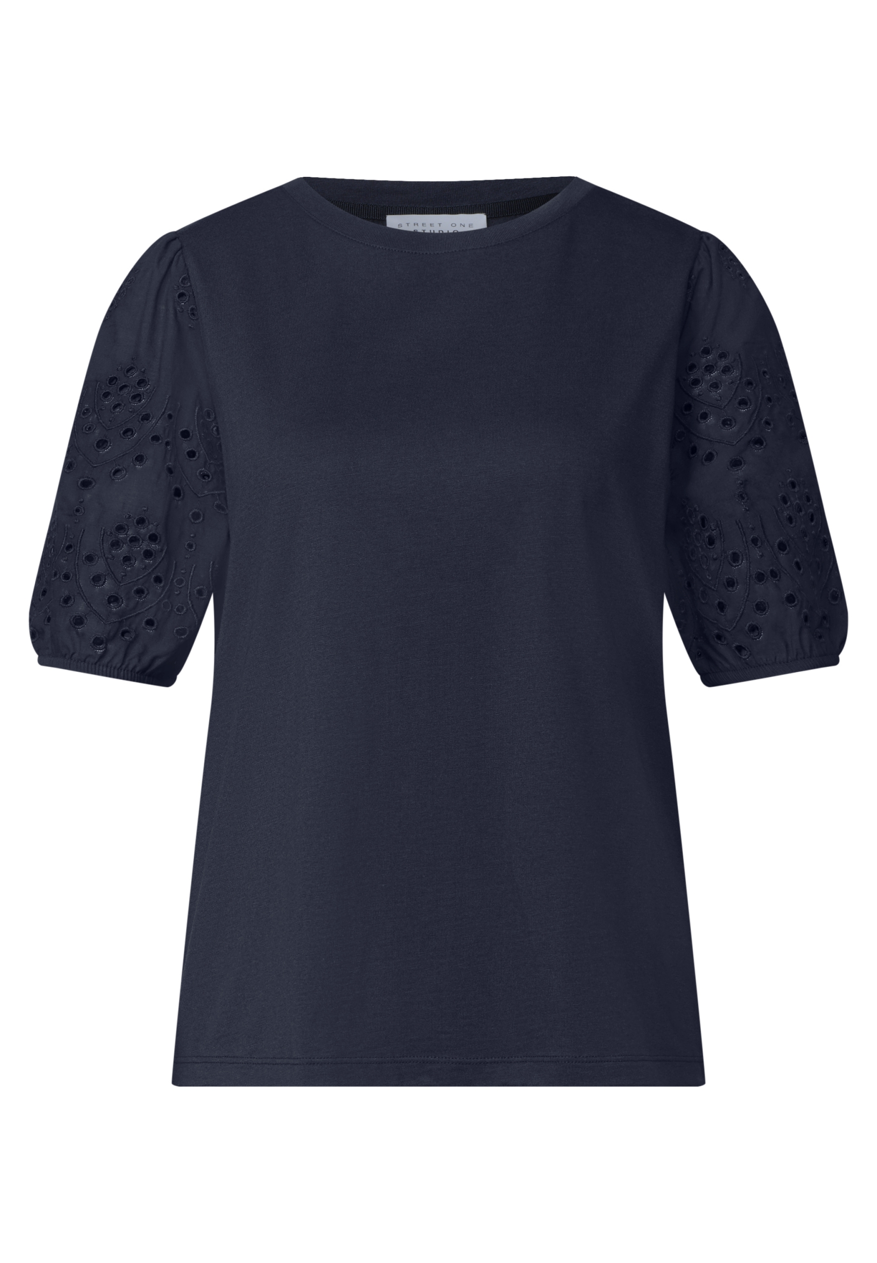 LTD QR Studio_Shirt w.embroide #1