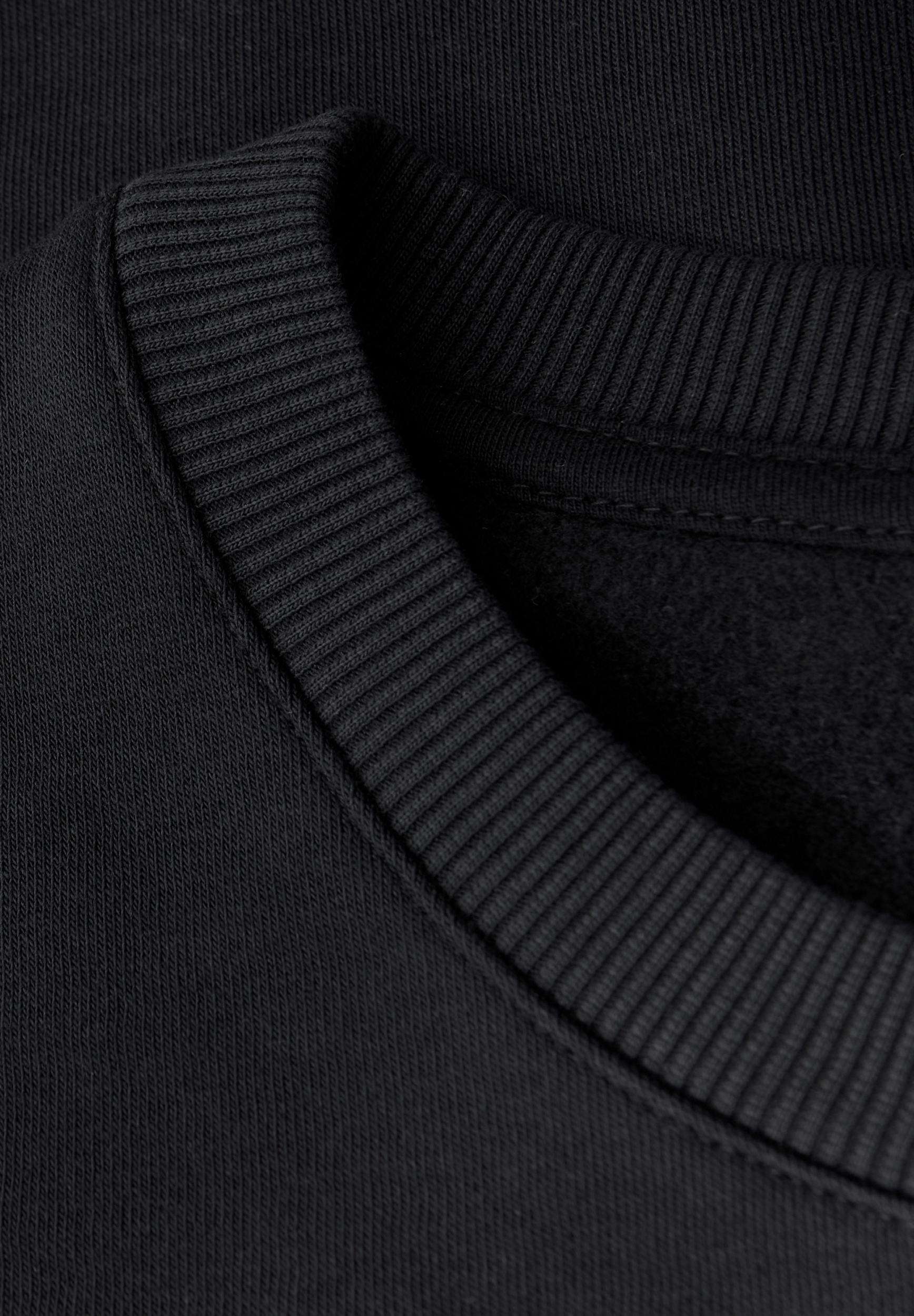 LTD QR Studio Loose Fit Crewne #2