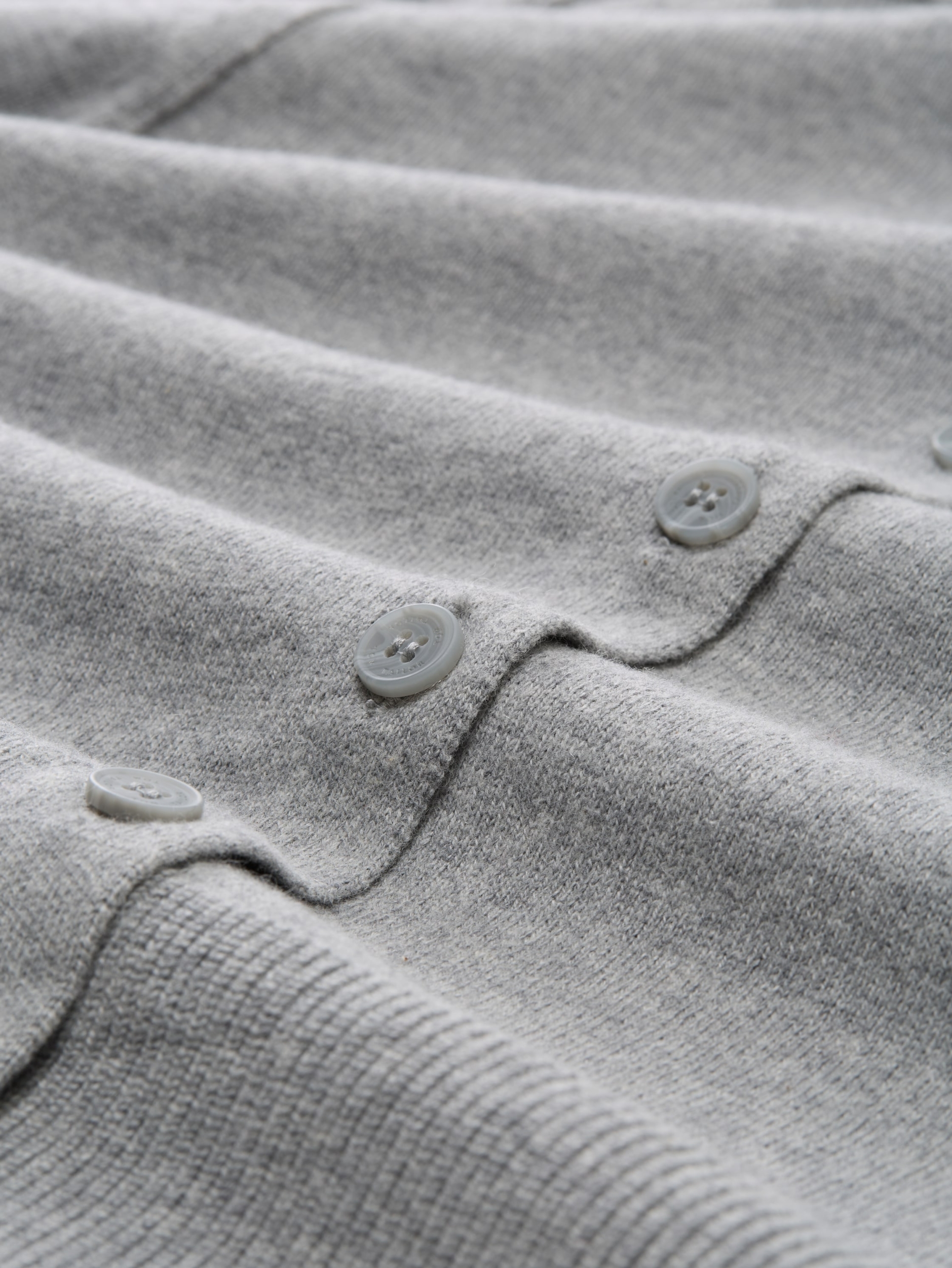 knit cardigan with saddle shou #2
