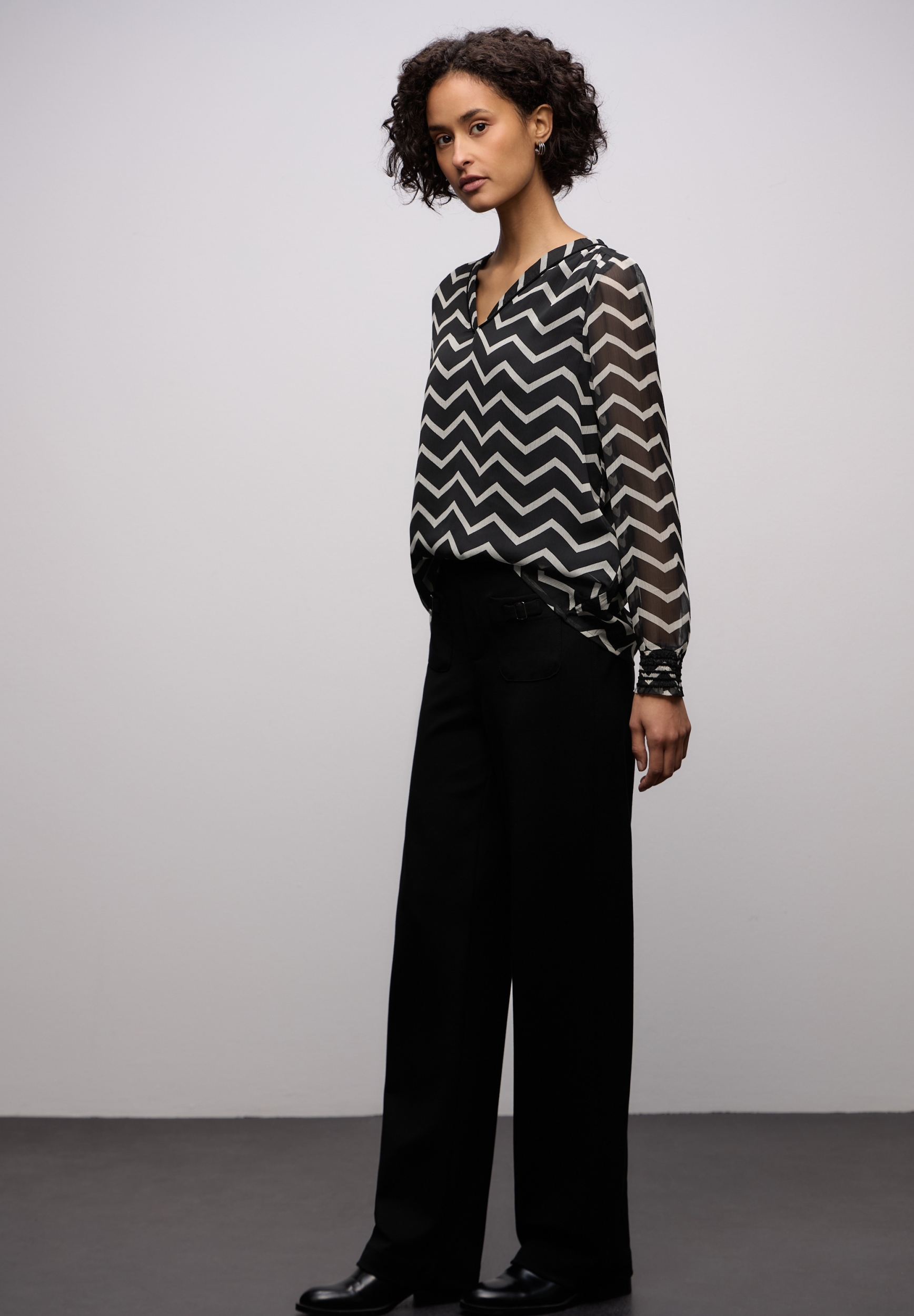 Chiffon tunic blouse w velvet #5