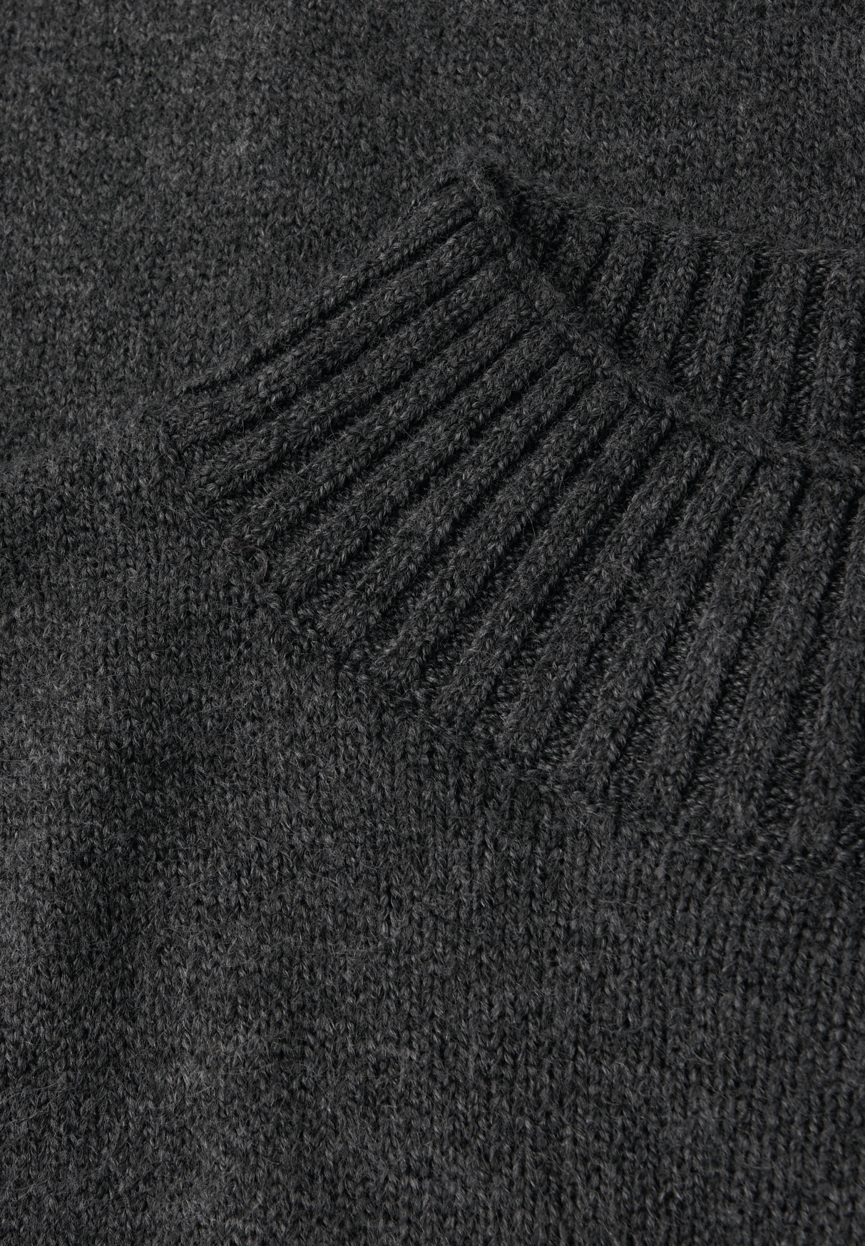 LTD QR_basic sweater turtle #2