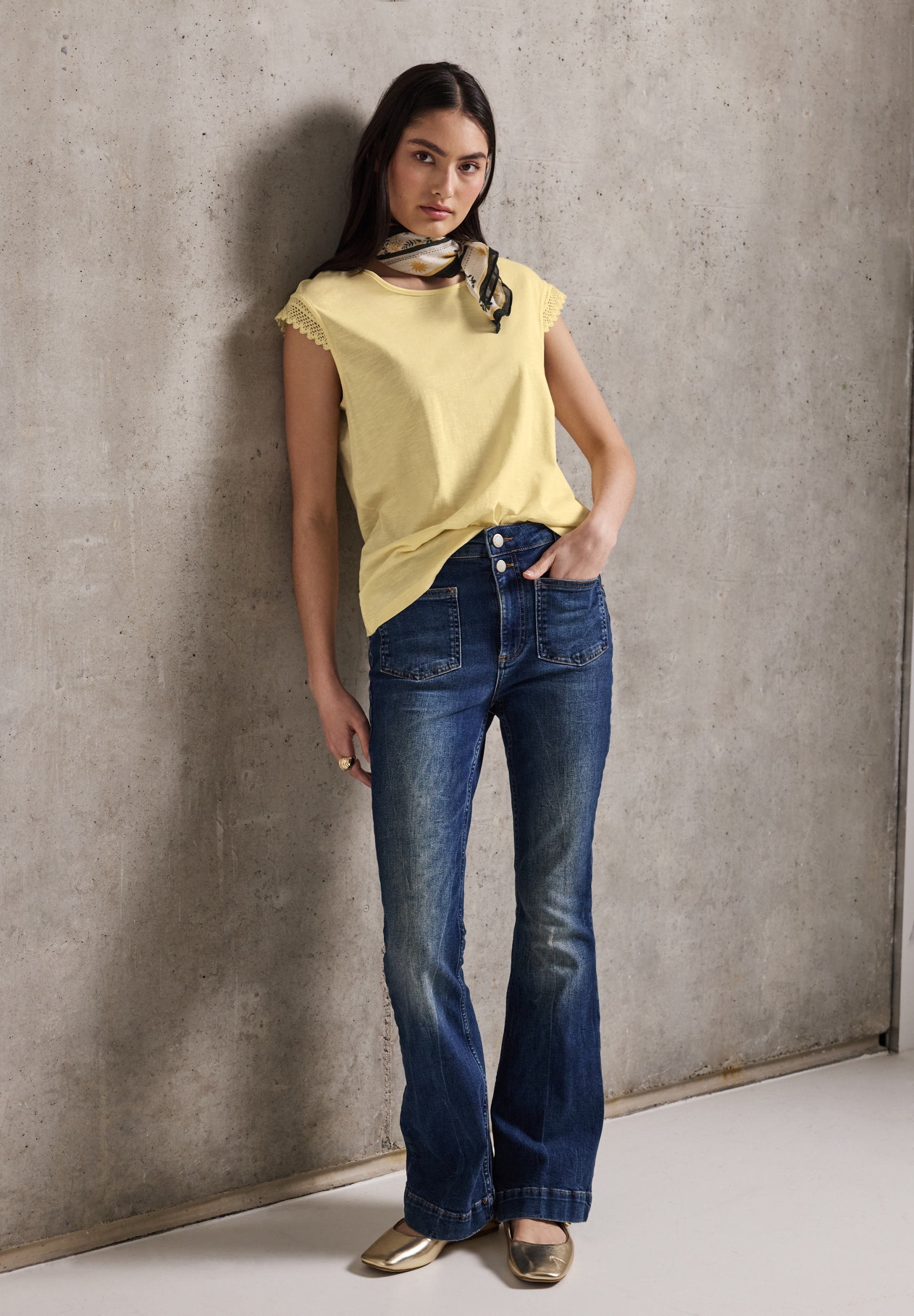 LTD QR_Studio_shirt w.crochet #5