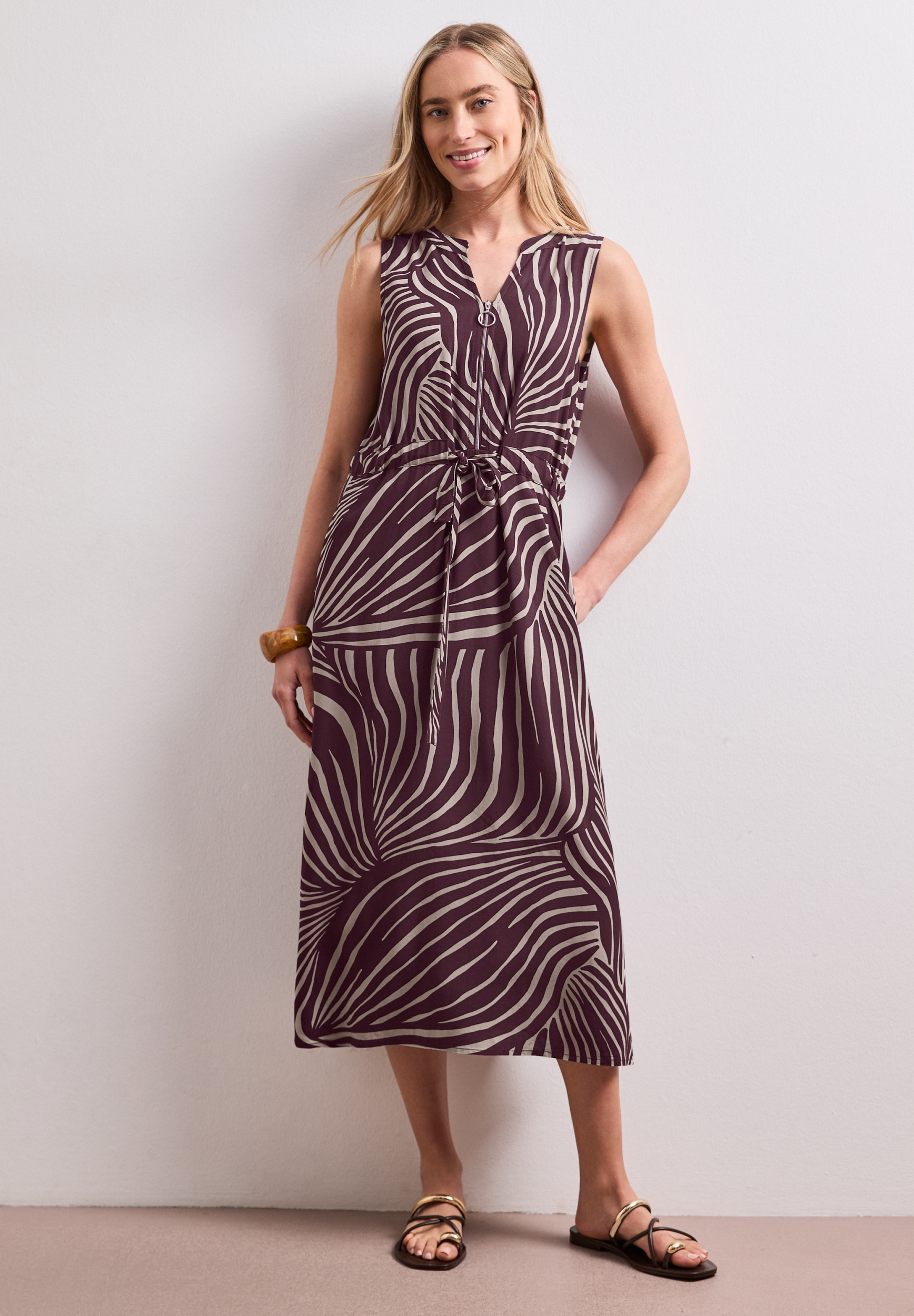 LTD QR Sleeveless zip dress_AO #3