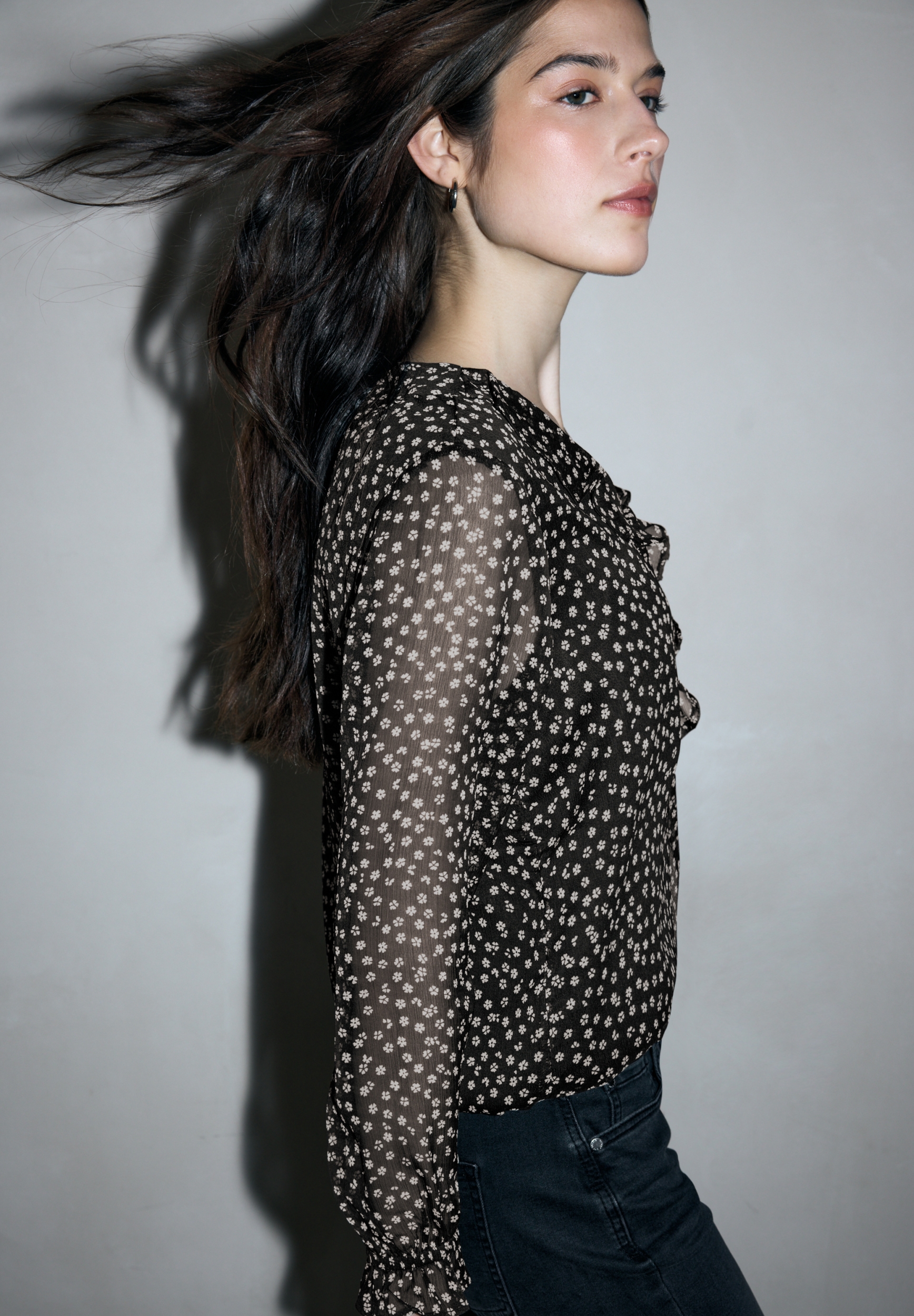 Chiffon v-neck blouse w volant #4