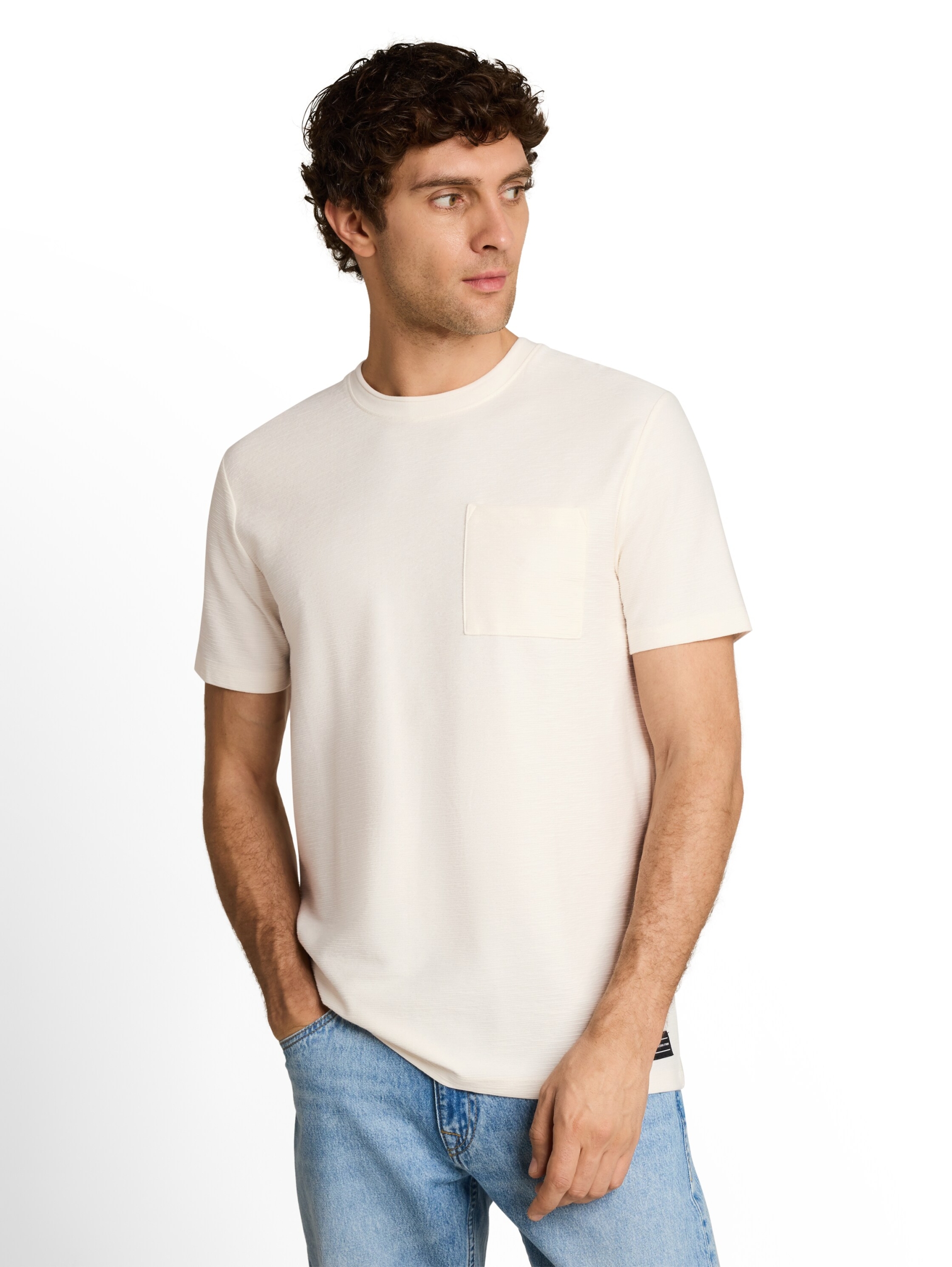 structured t-shirt with pocket #6