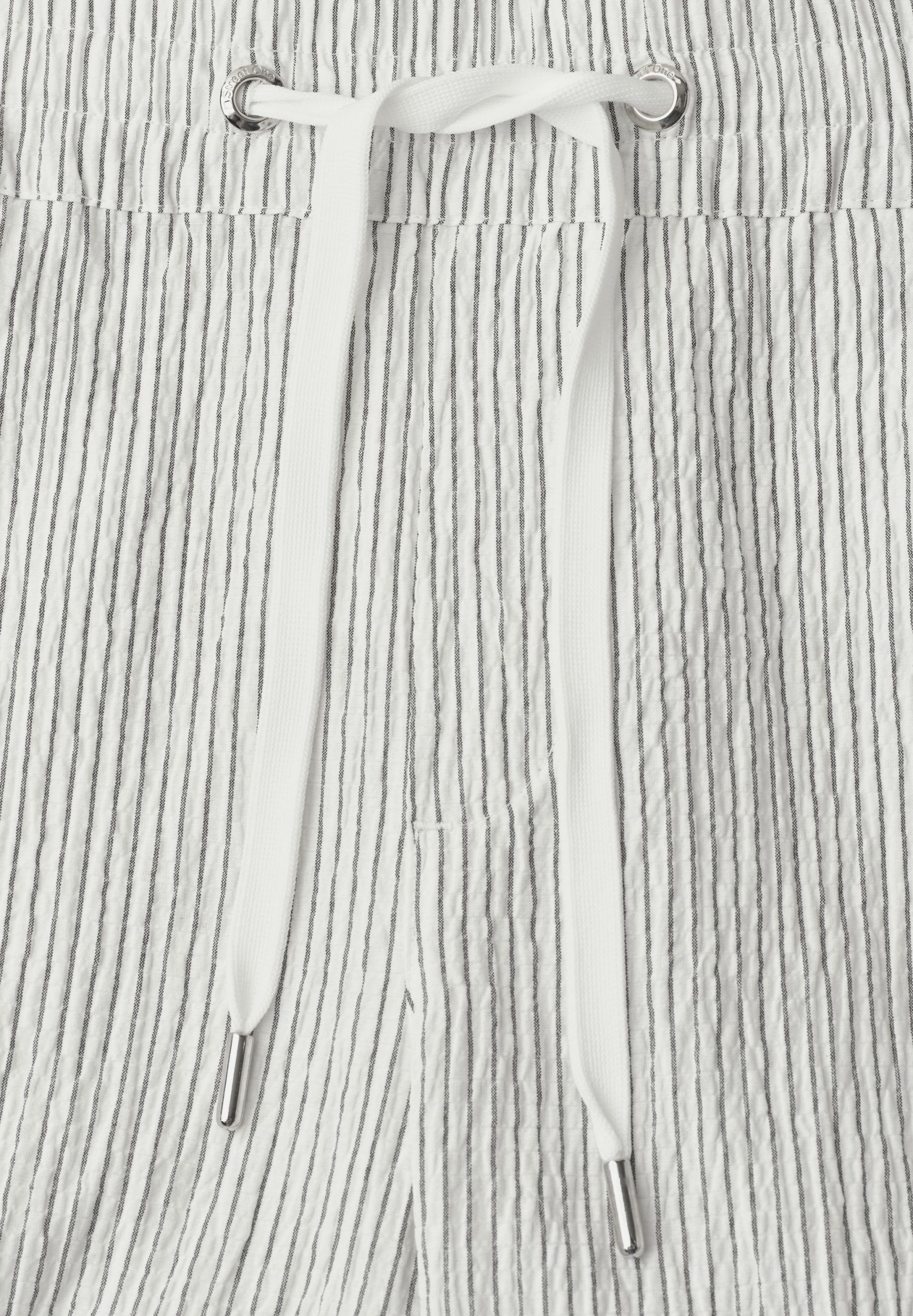 Style LTD QR Emee stripe crash #2