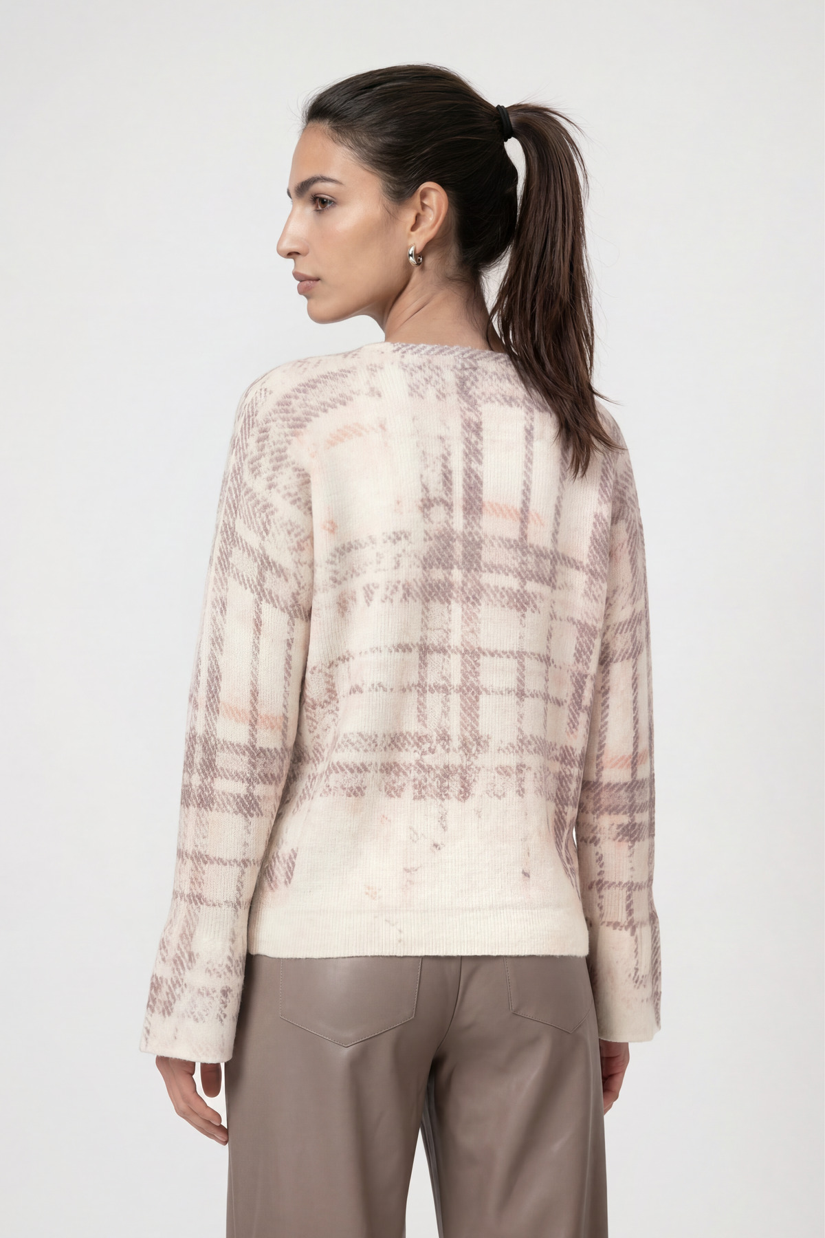 Pullover #4