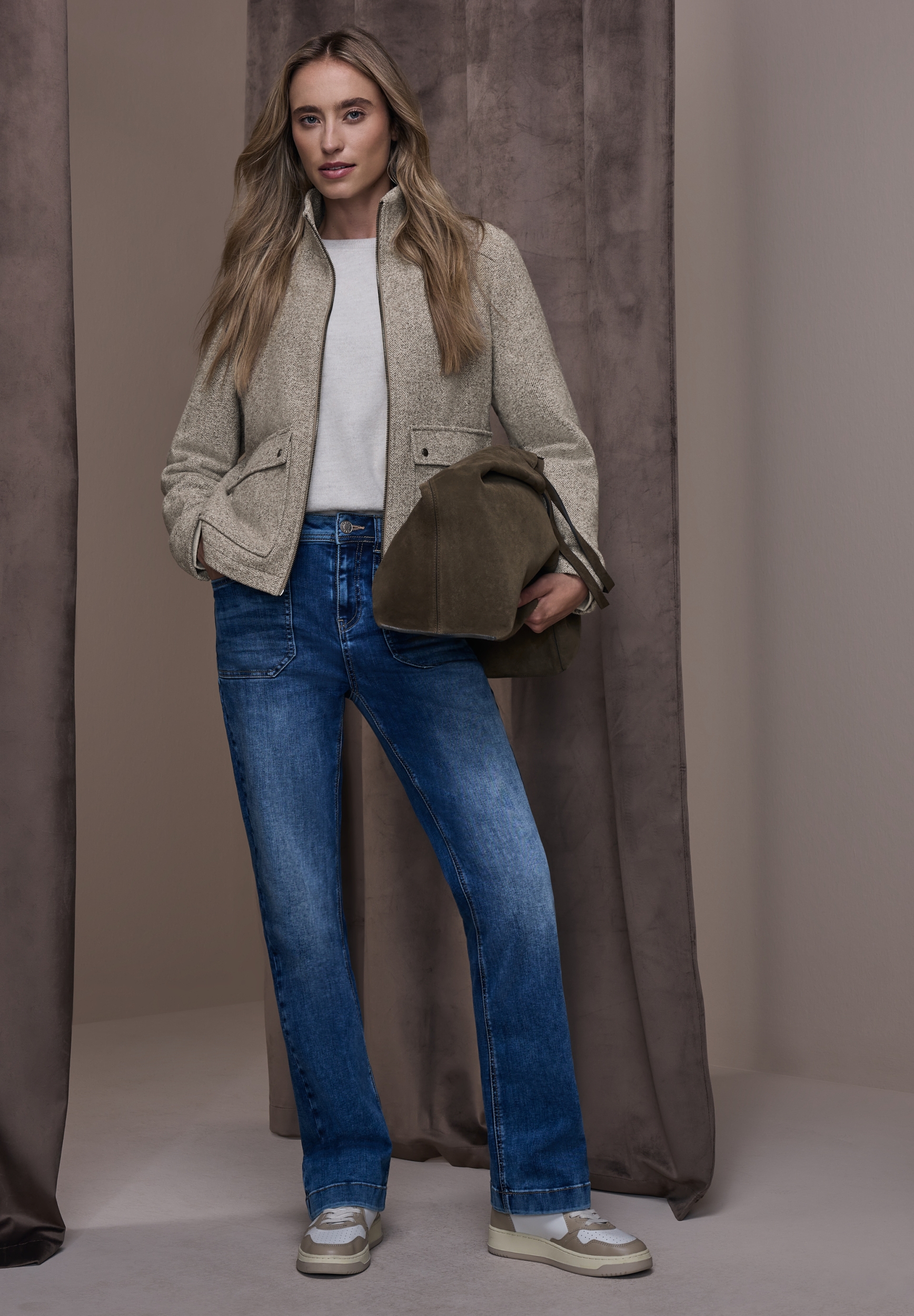 Jkt w. Stand-up Collar #5