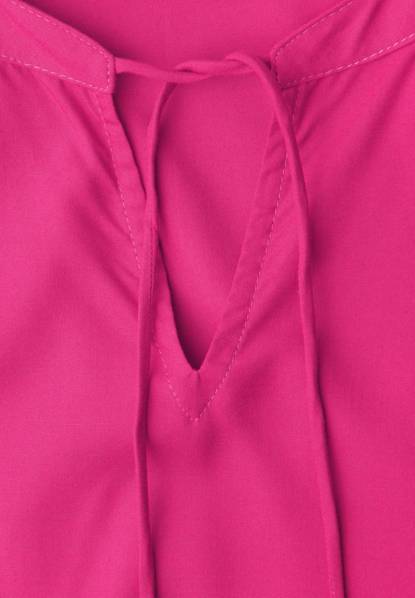 LTD QR Splitneck blouse w smok #2