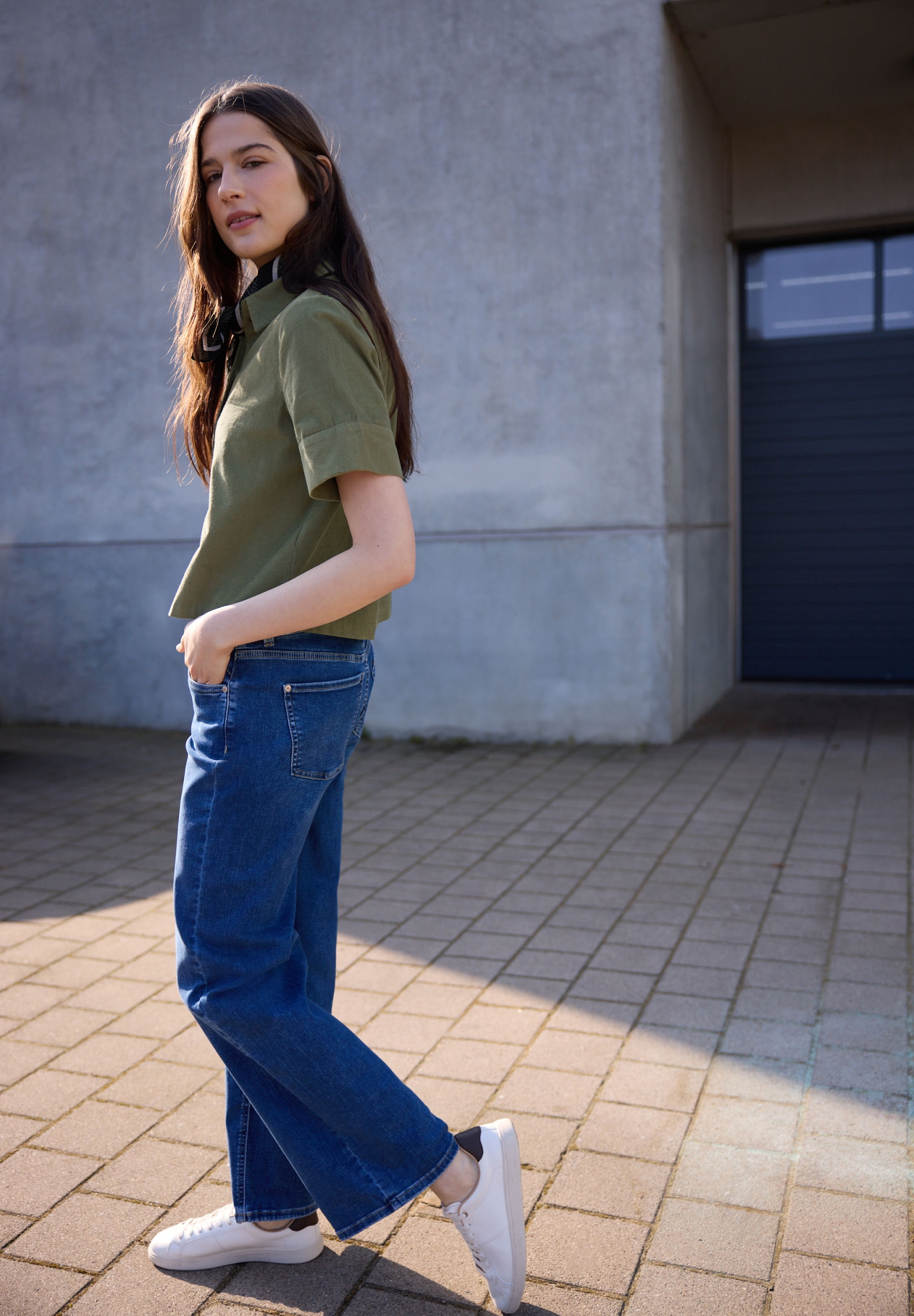 LTD QR Corduroy blouse w horn #5